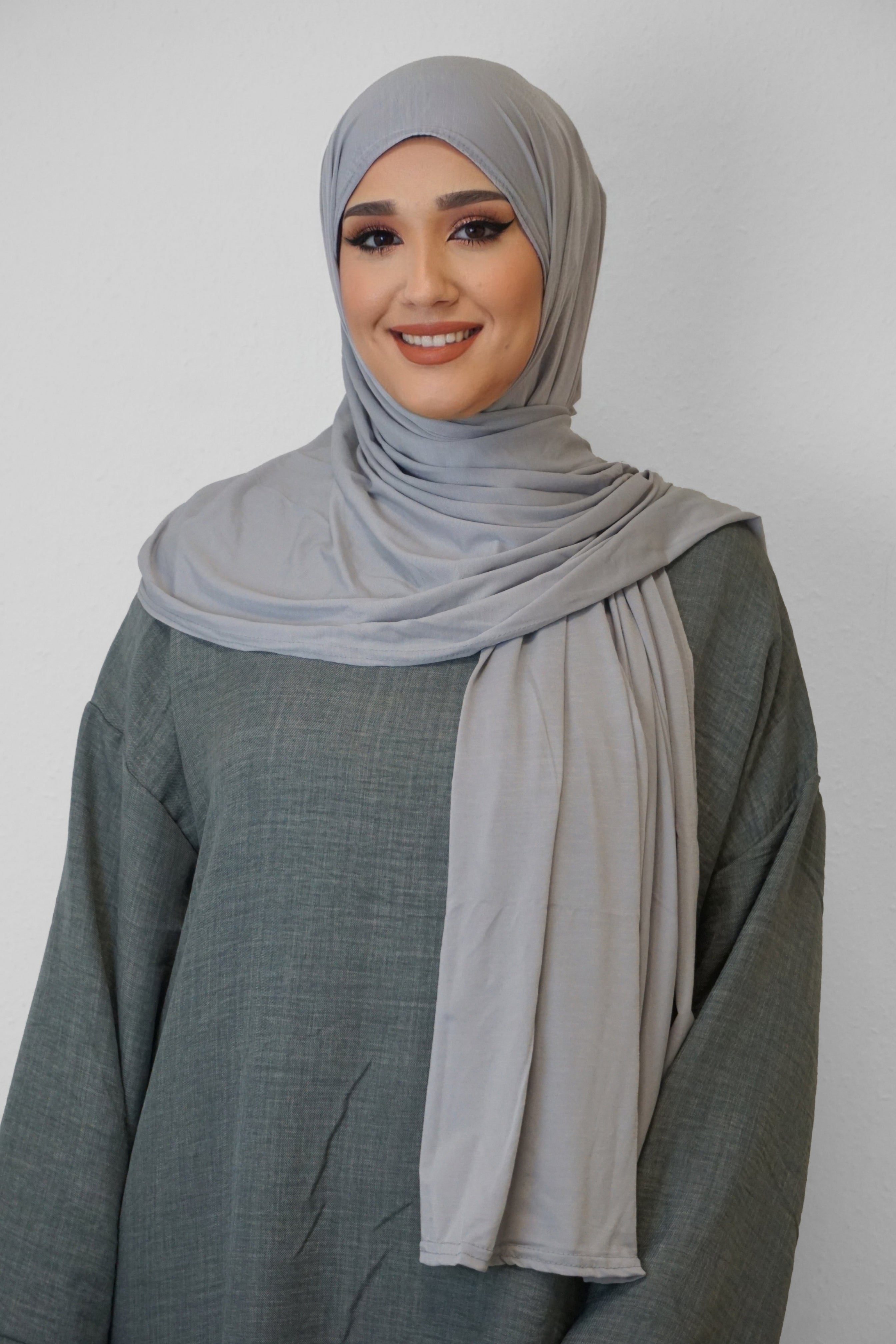 Premium Jersey Hijab Hellgrau