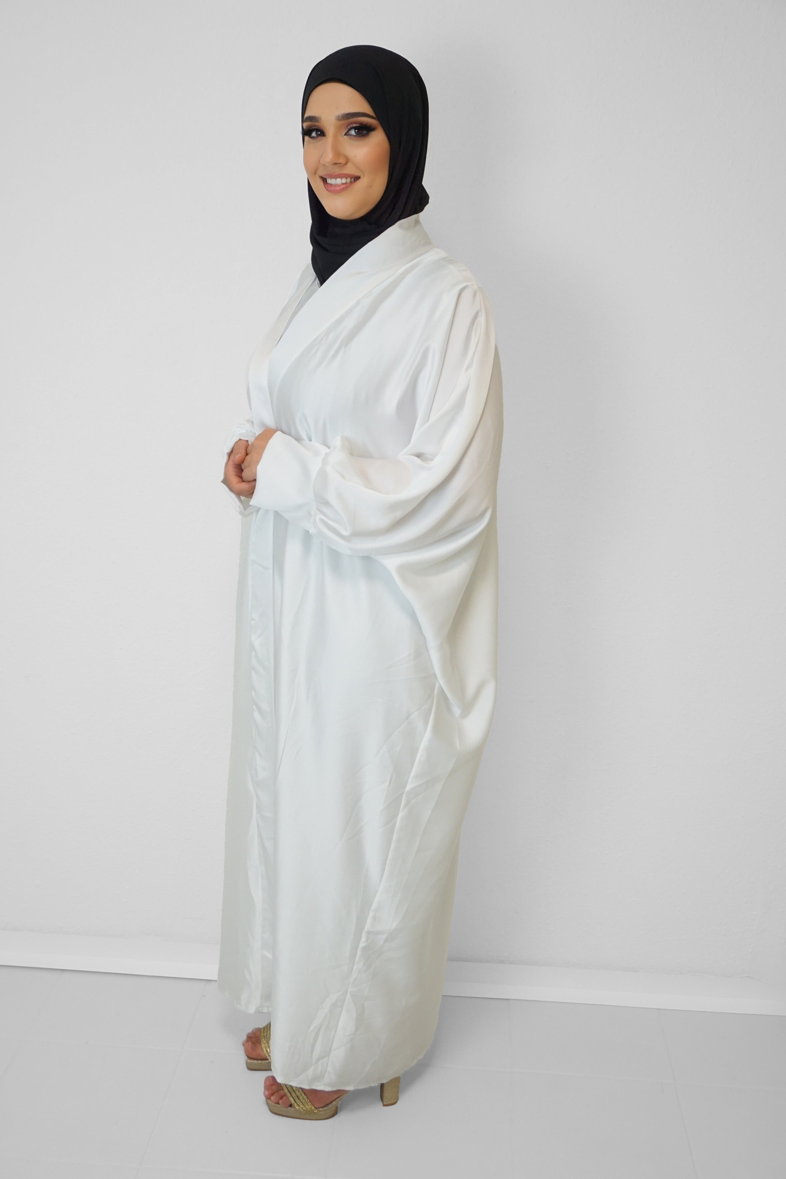 Satin-Abaya Nilofar Weiss