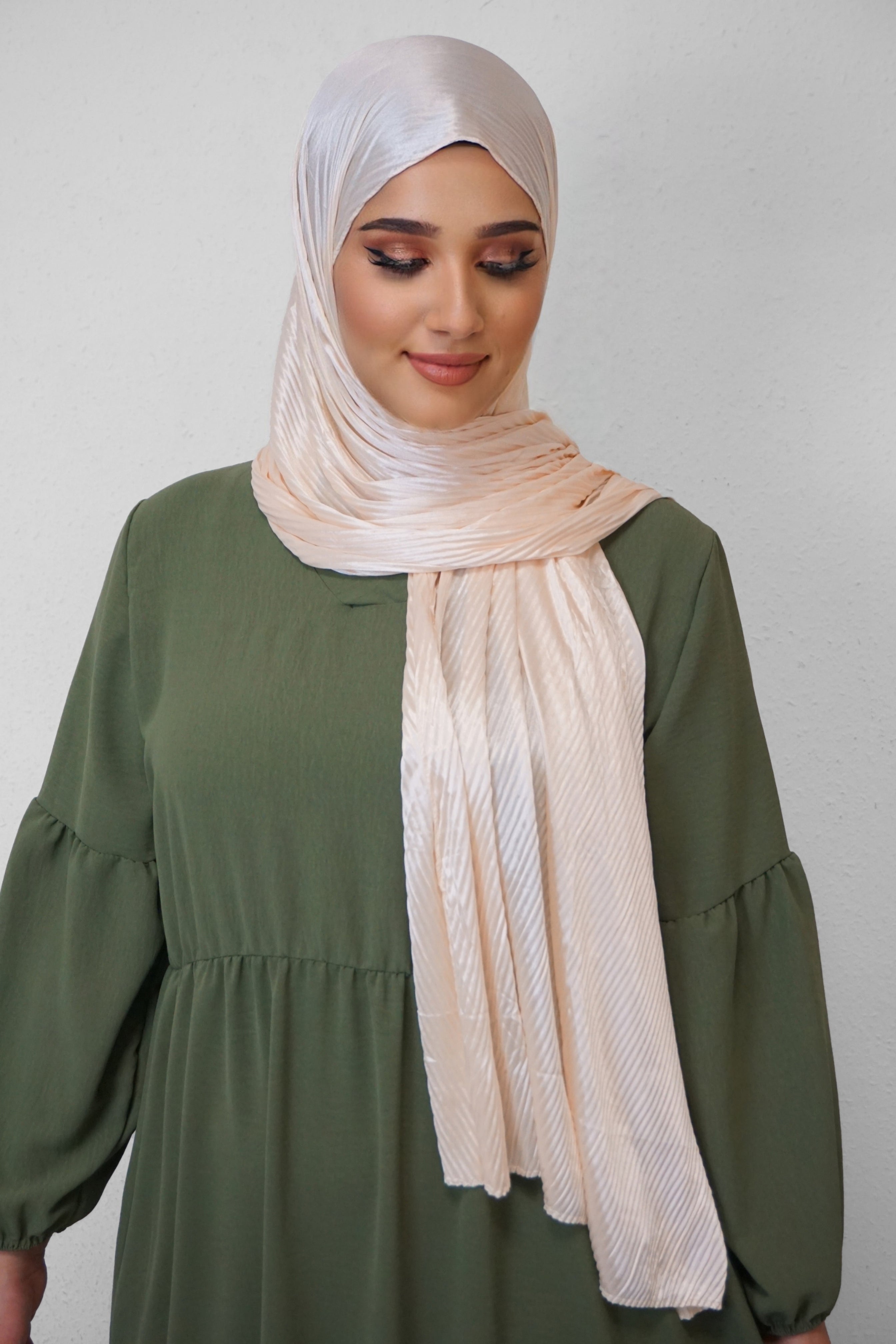 Satin Hijab Plissiert Light-Rose