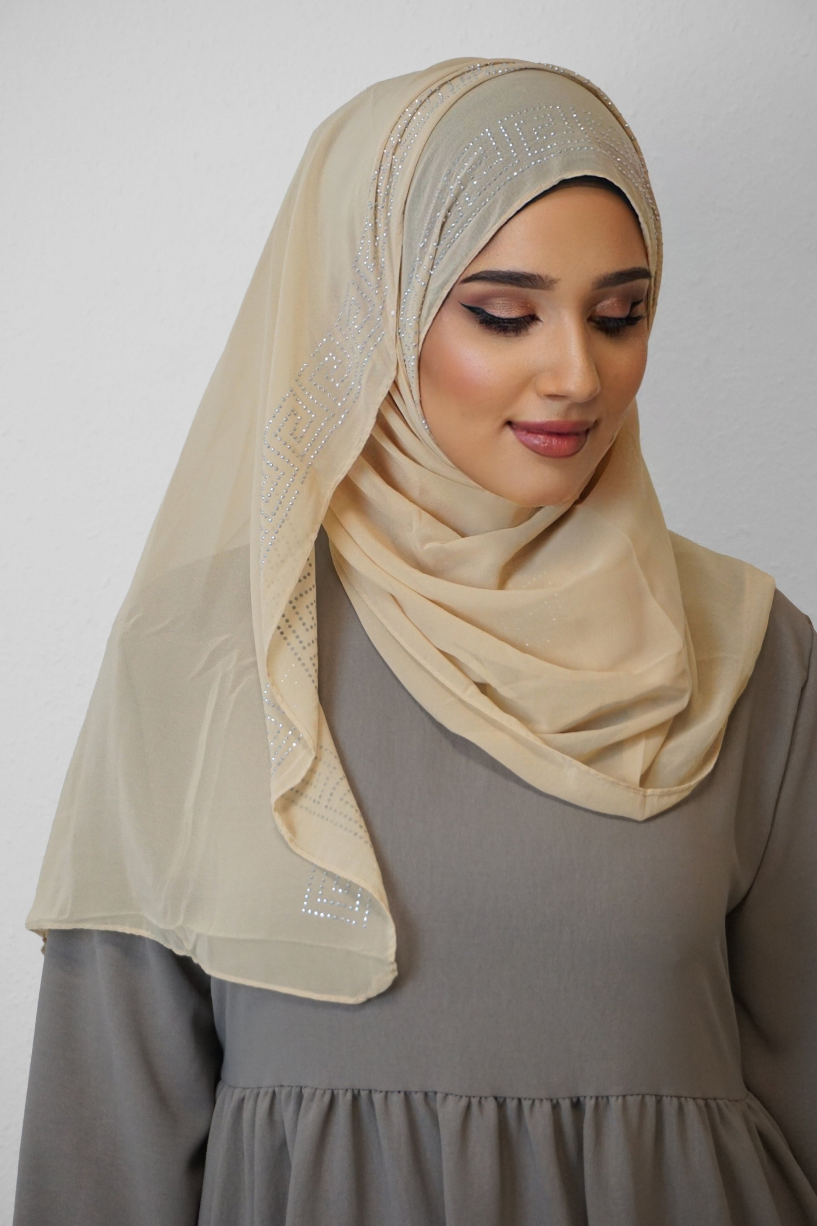 Chiffon Diamond Hijab Beige