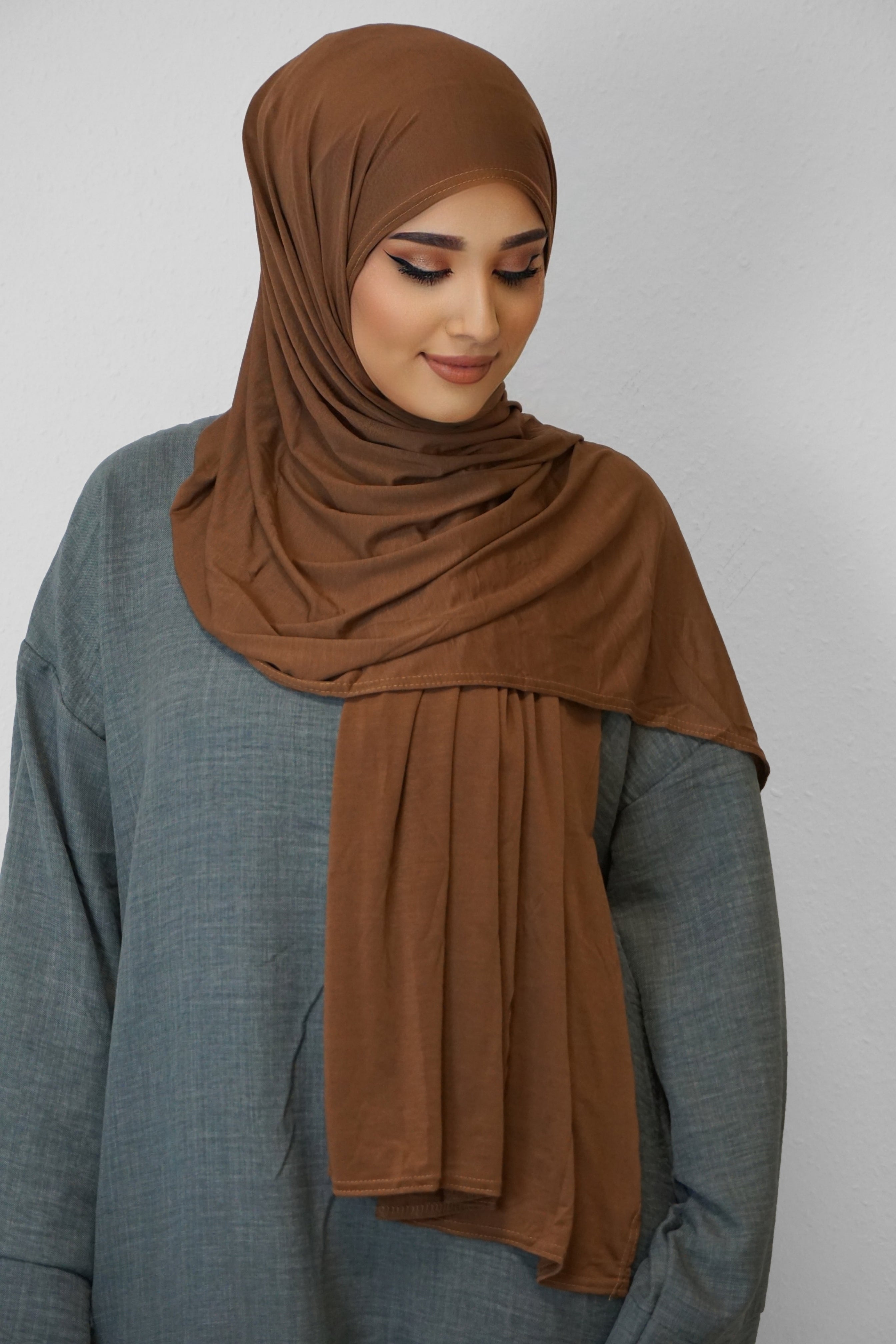 Premium Jersey Hijab Hellbraun