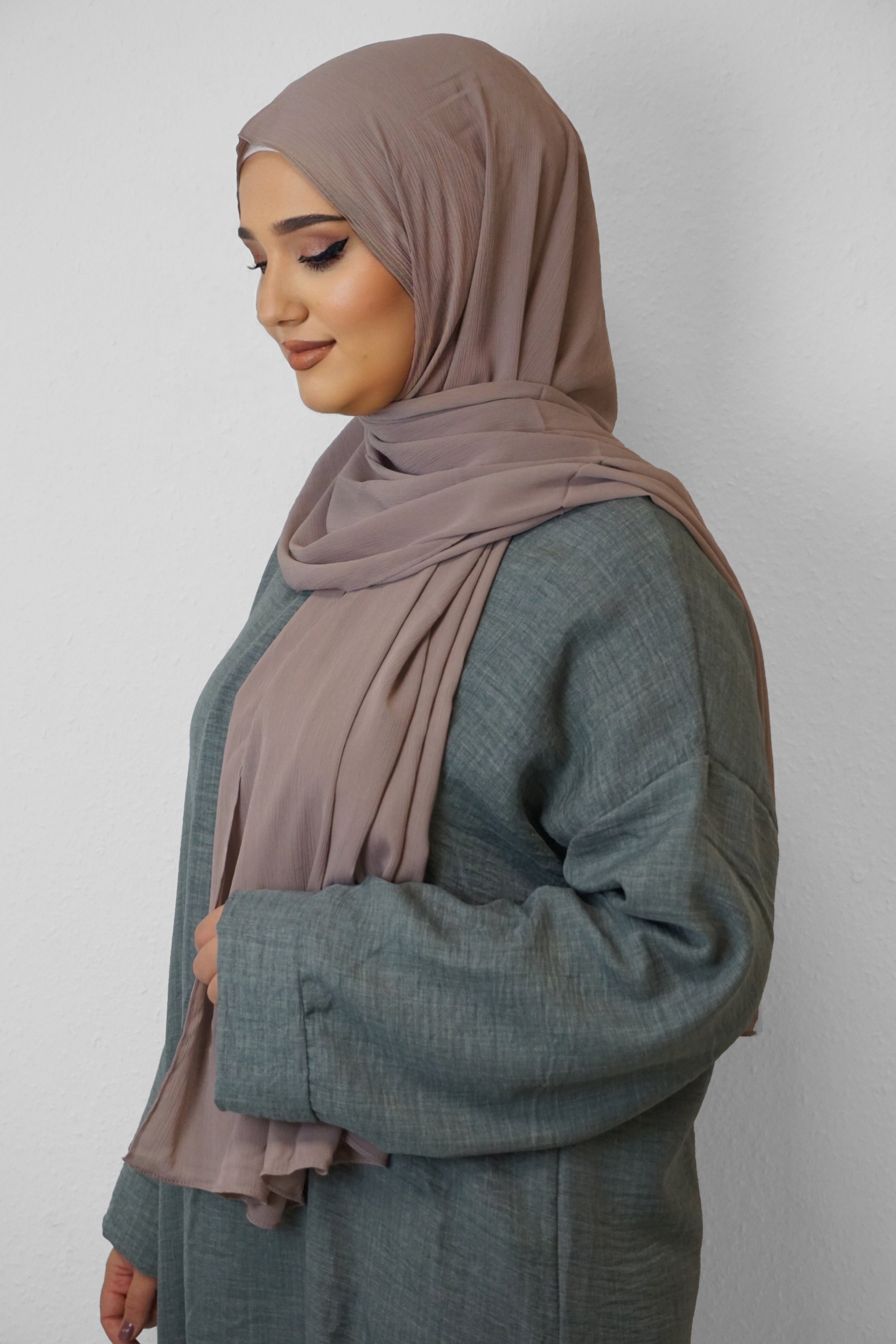 Crinkle Premium Chiffon Hijab Taupe