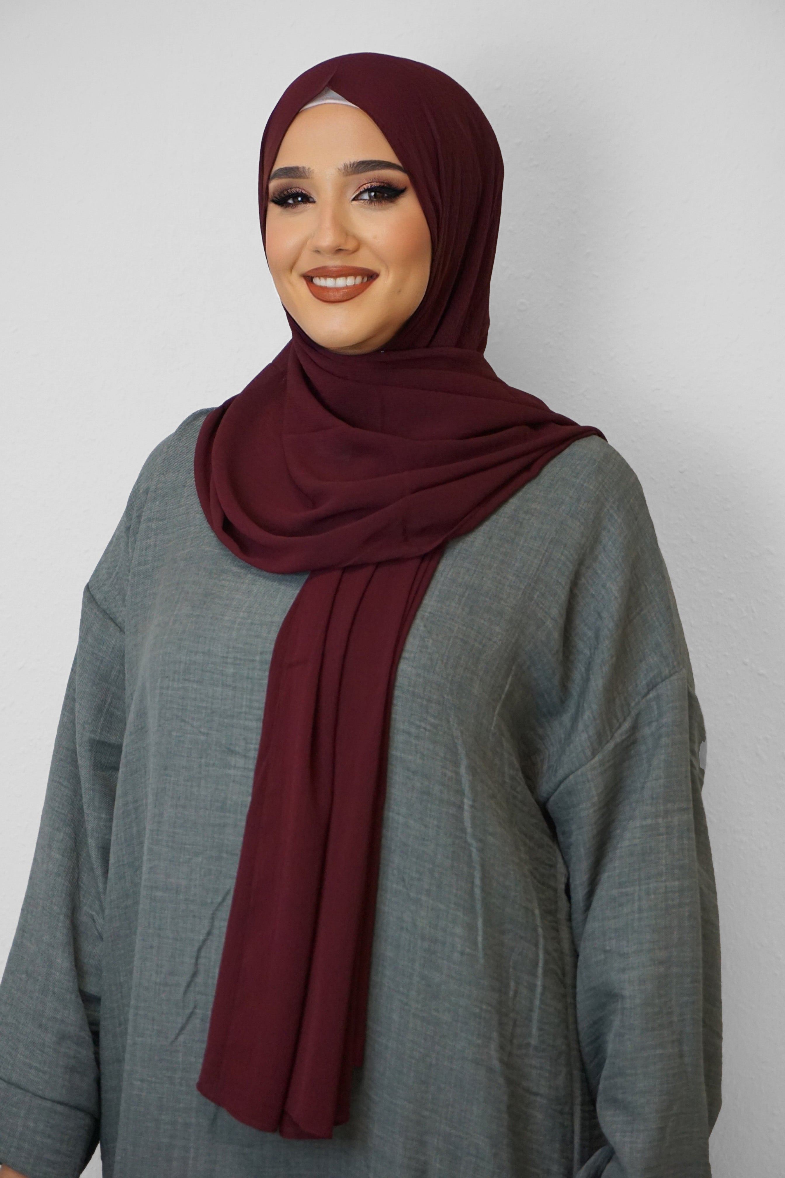 Crinkle Premium Chiffon Hijab Bordeaux