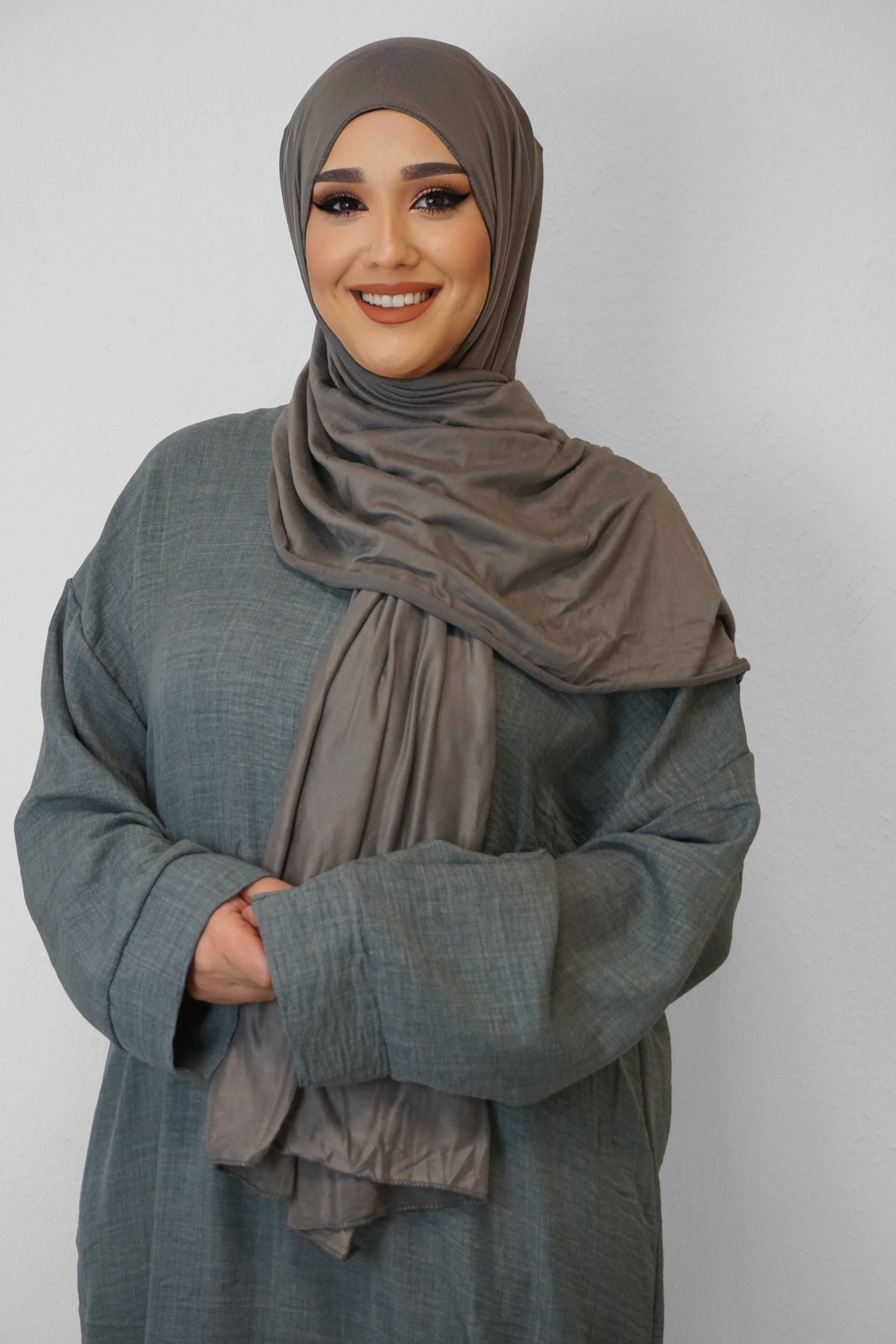 Jersey Hijab Fiza Dark-Taupe