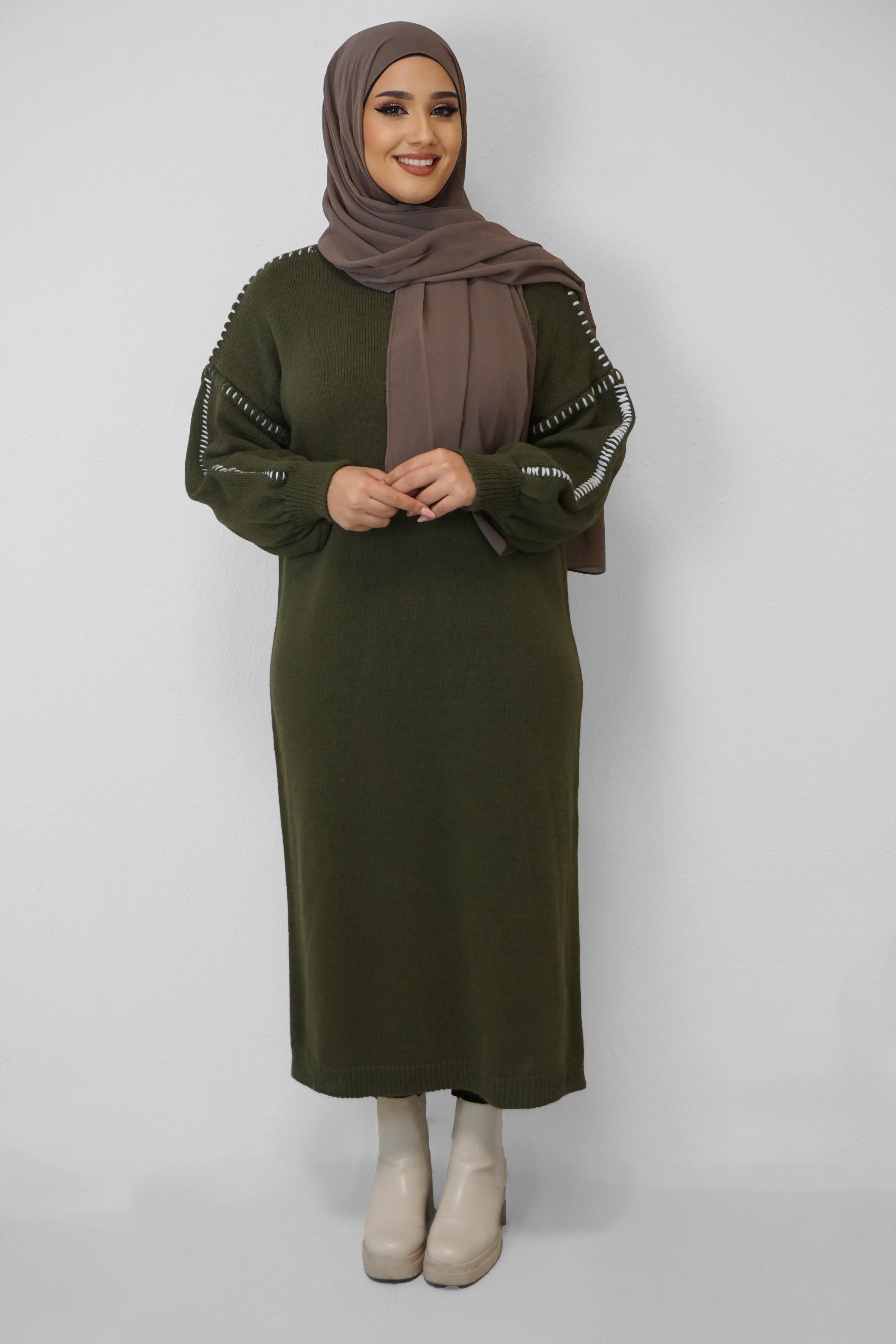 Maxi Strick-Kleid Kamela Oliv