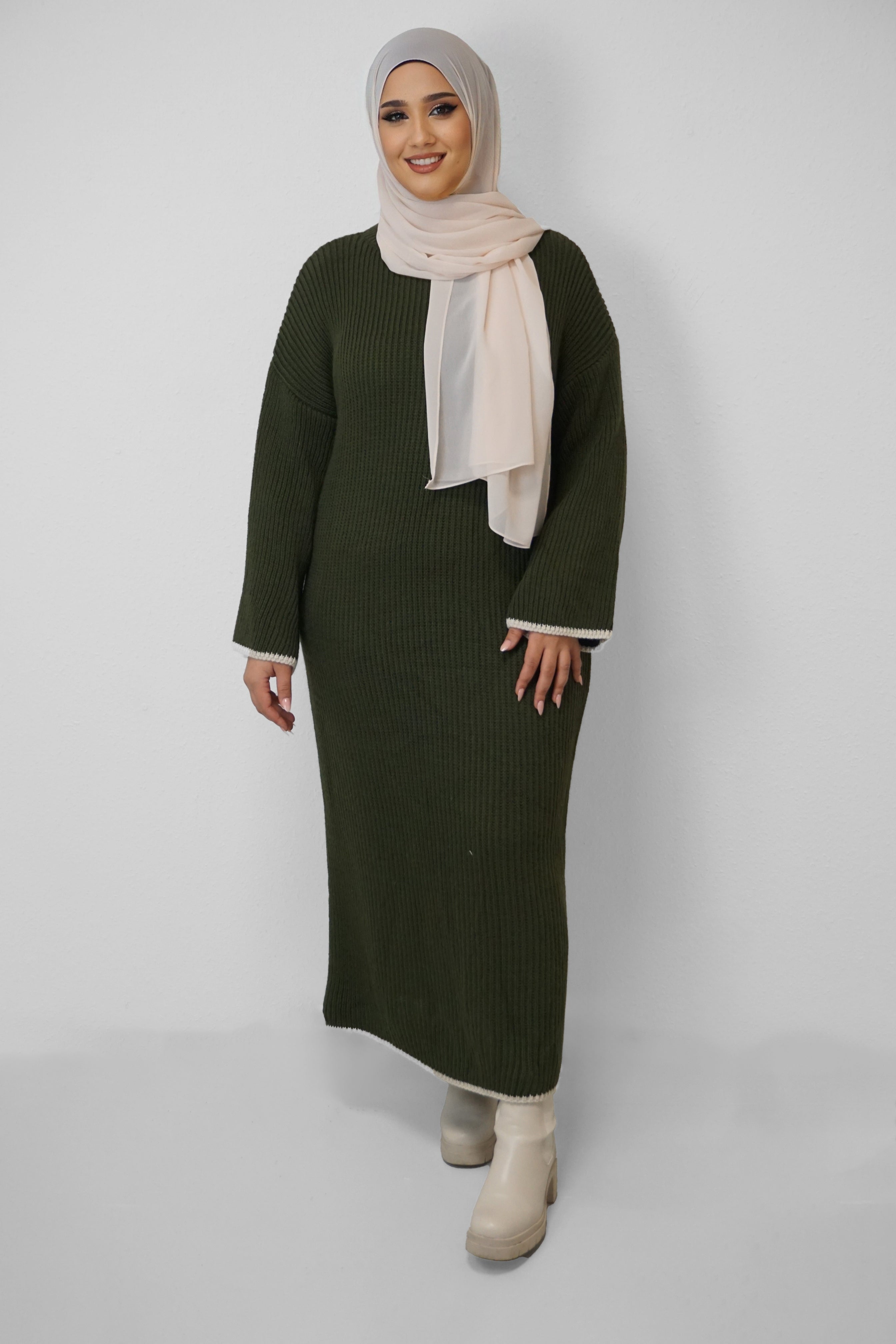 Maxi Strick-Kleid Elif Oliv