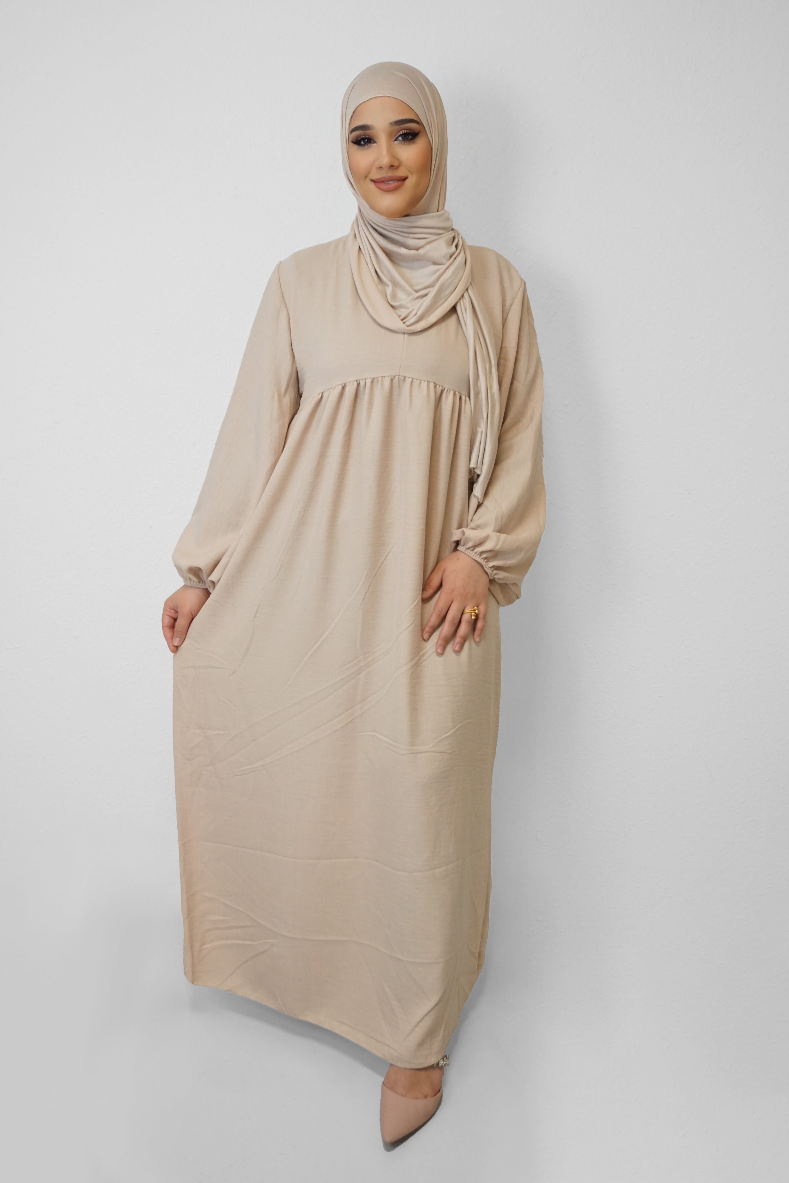 Abaya Monauwra Beige