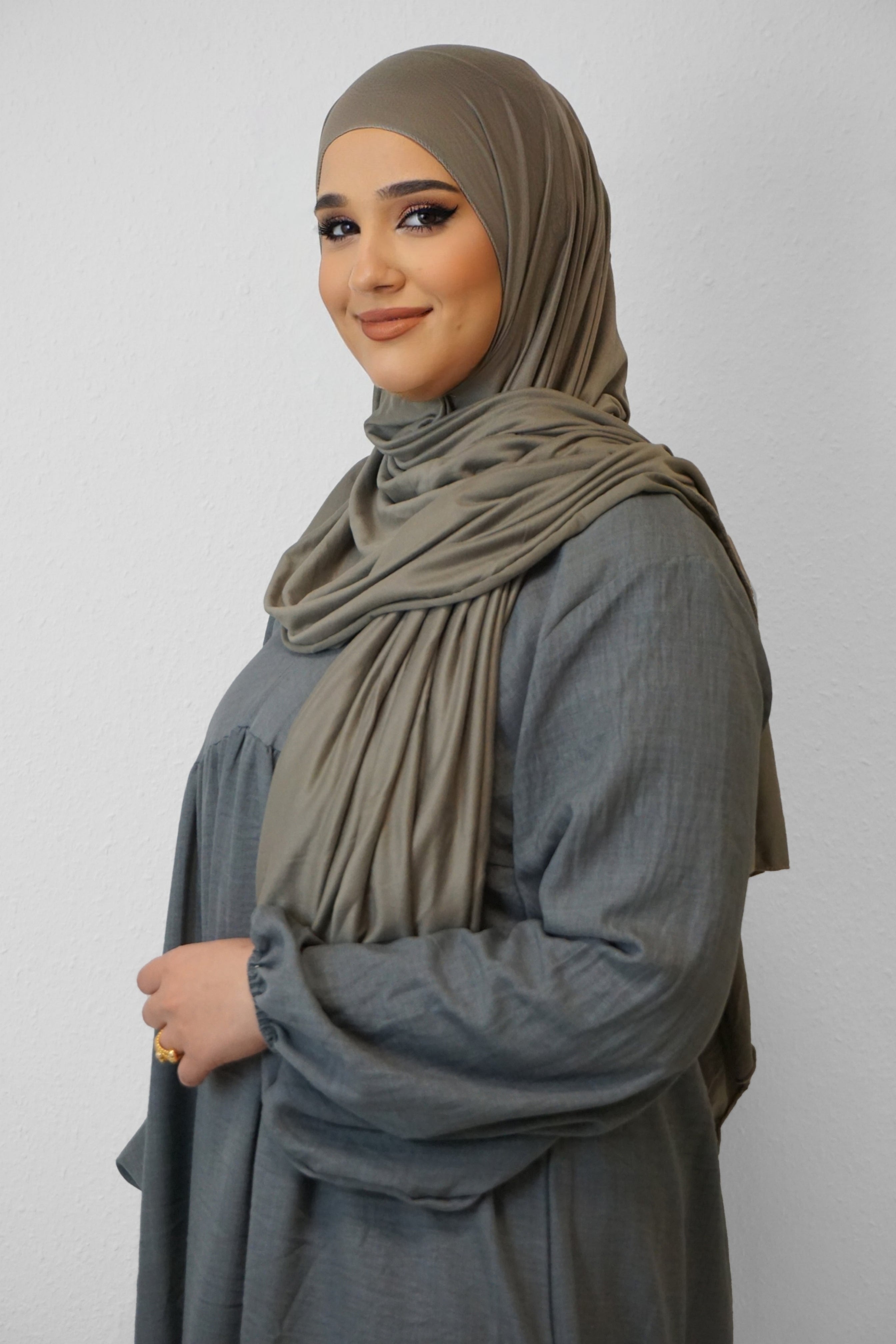 Jersey Hijab Fiza Dark-Khaki
