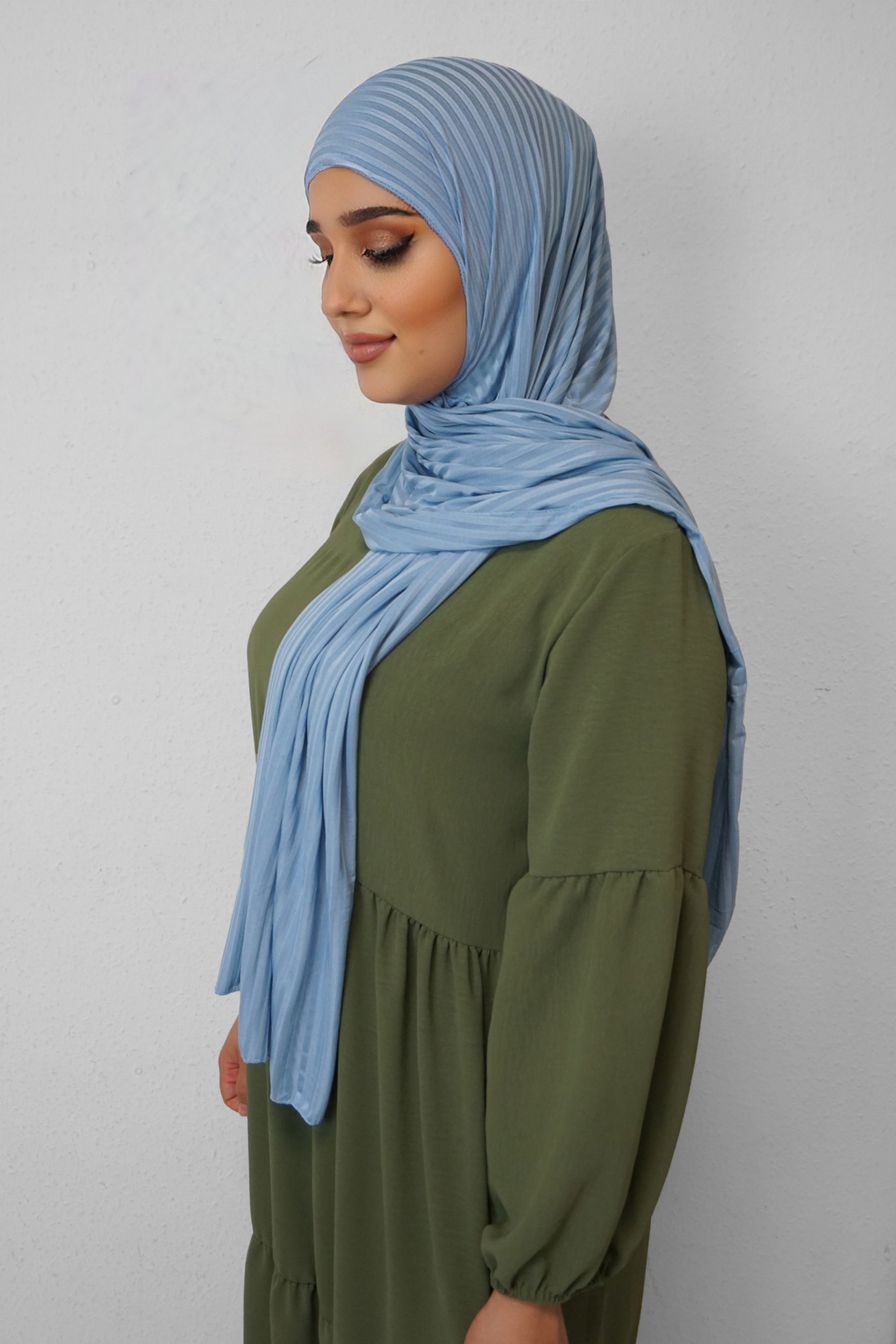 Jersey Ripped Fein Hellblau