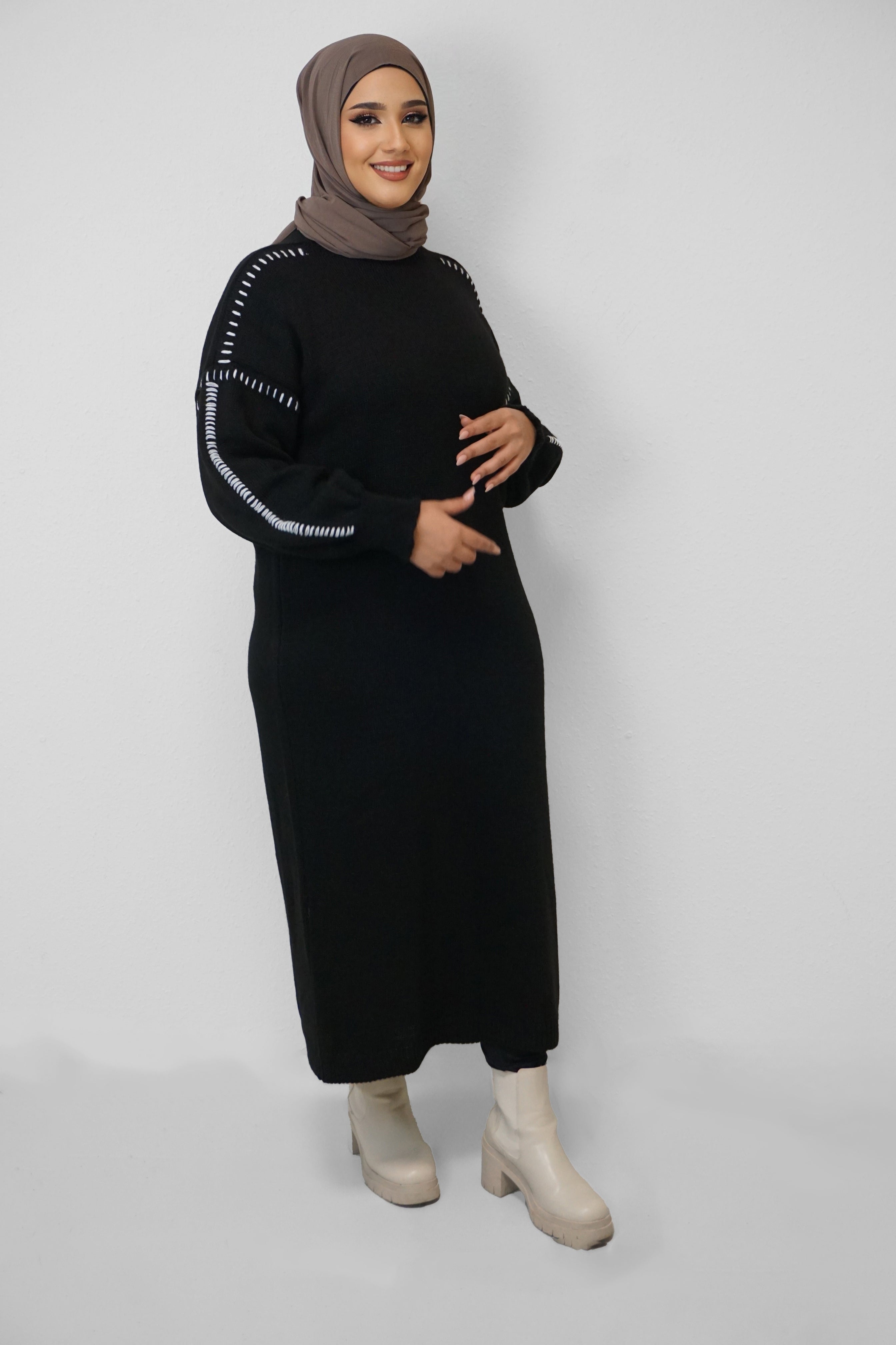 Maxi Strick-Kleid Kamela Schwarz