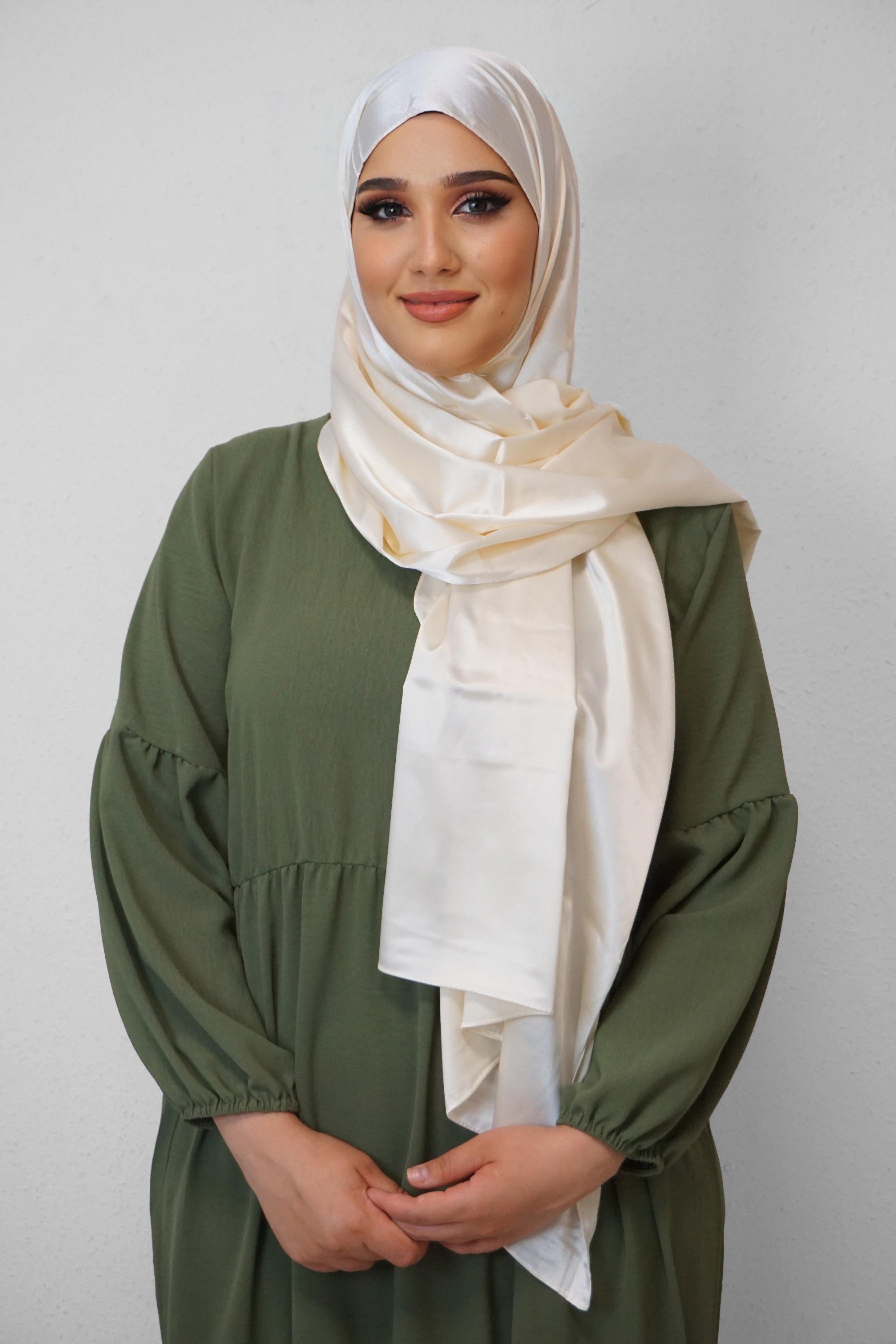 Satin Classic Hijab Zitrone