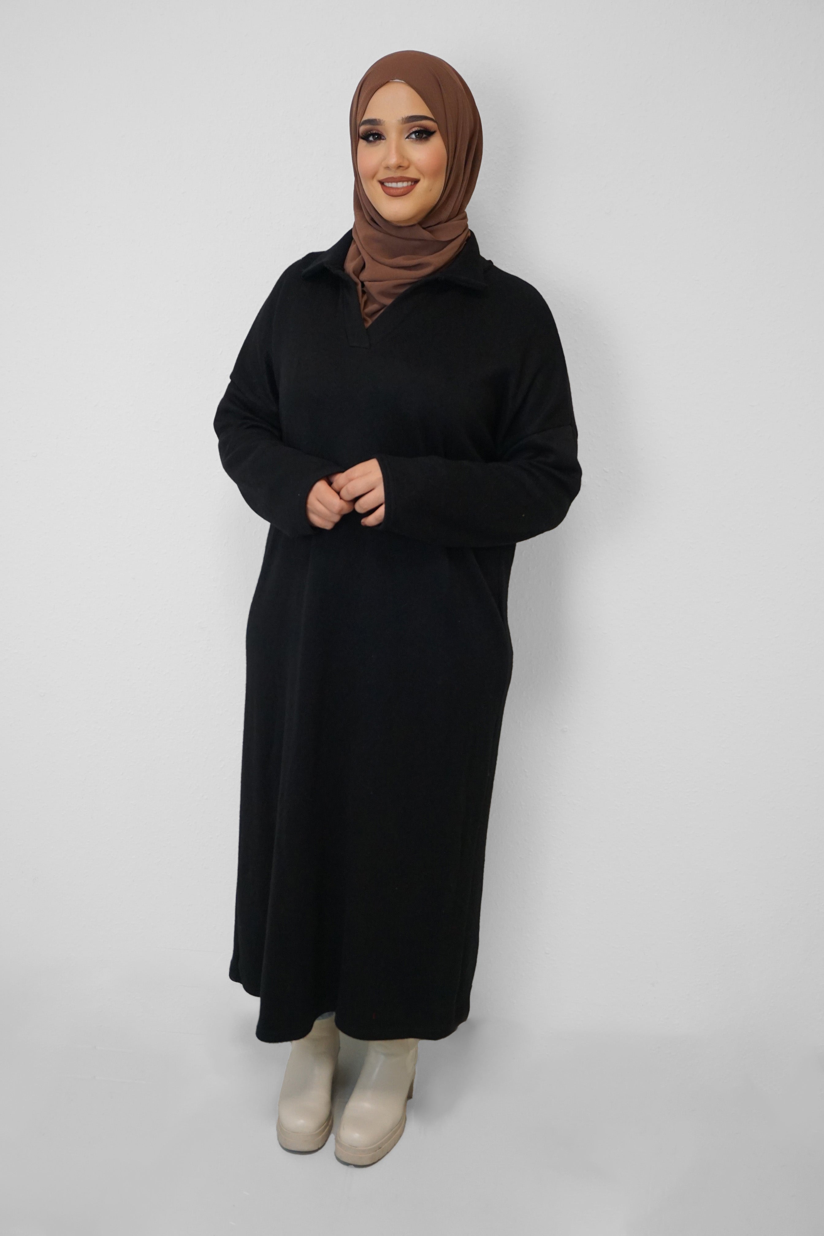 Maxi Strick-Kleid Dima Schwarz