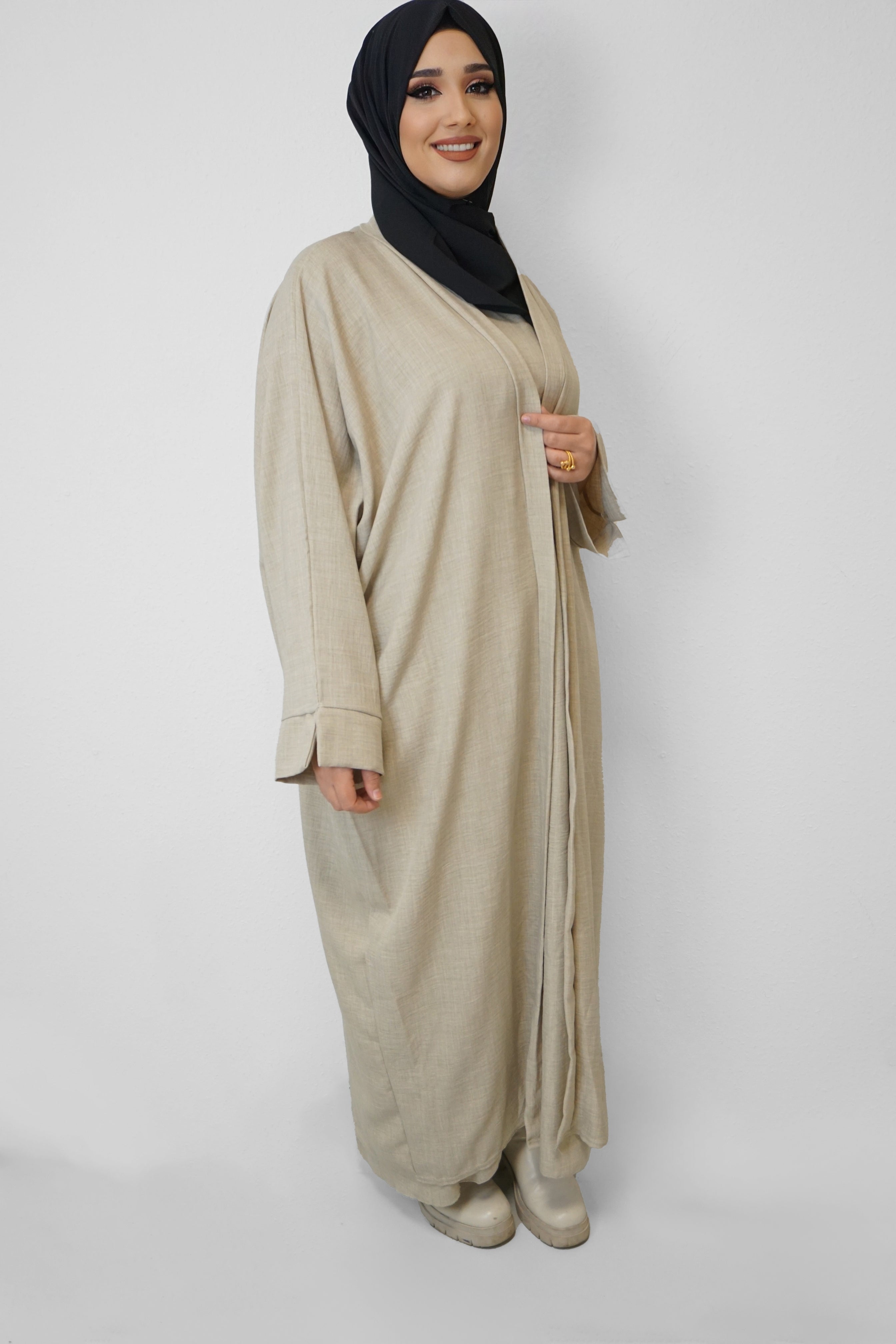 Zwei-Teiler Abaya Nasira Beige