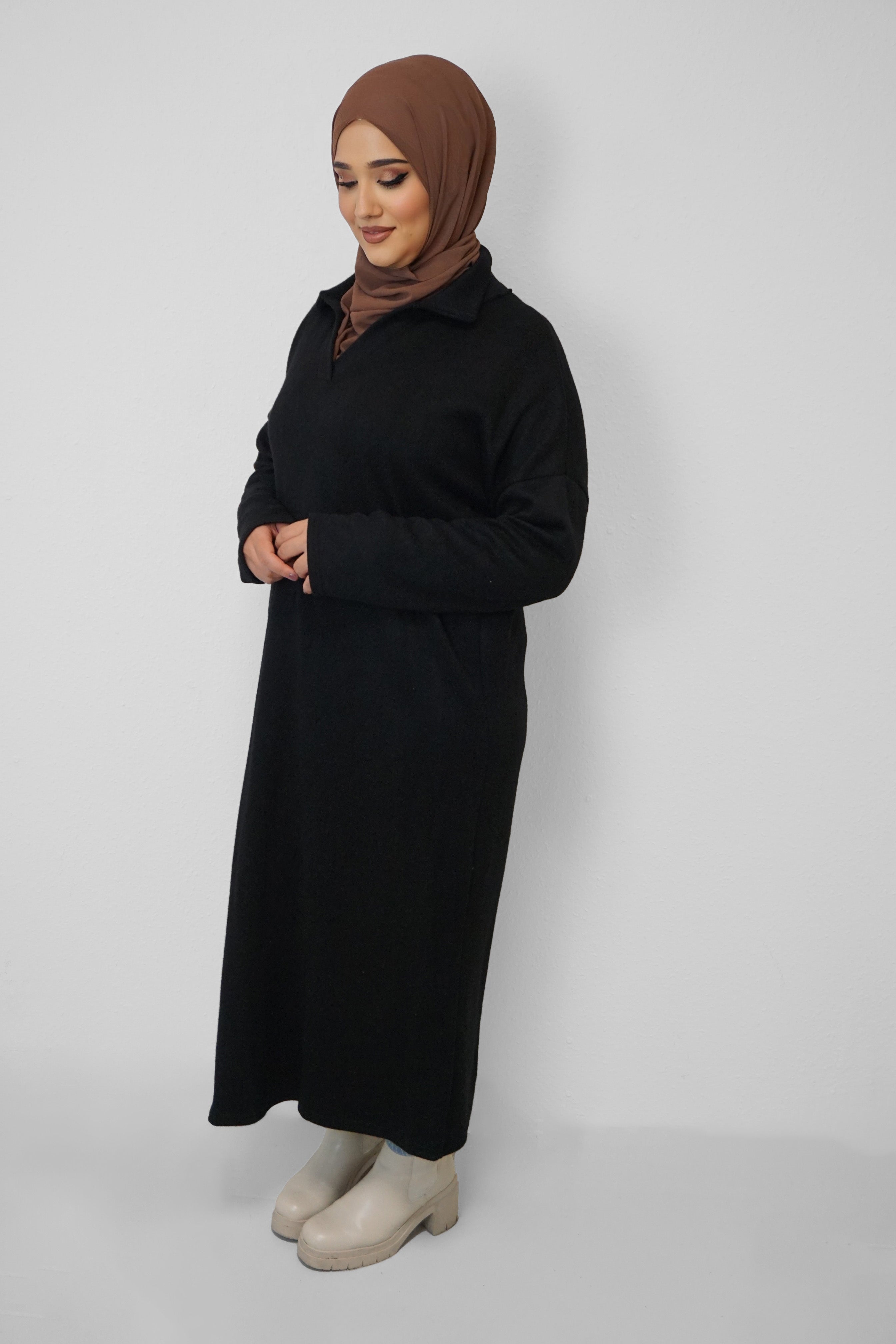 Maxi Strick-Kleid Dima Schwarz