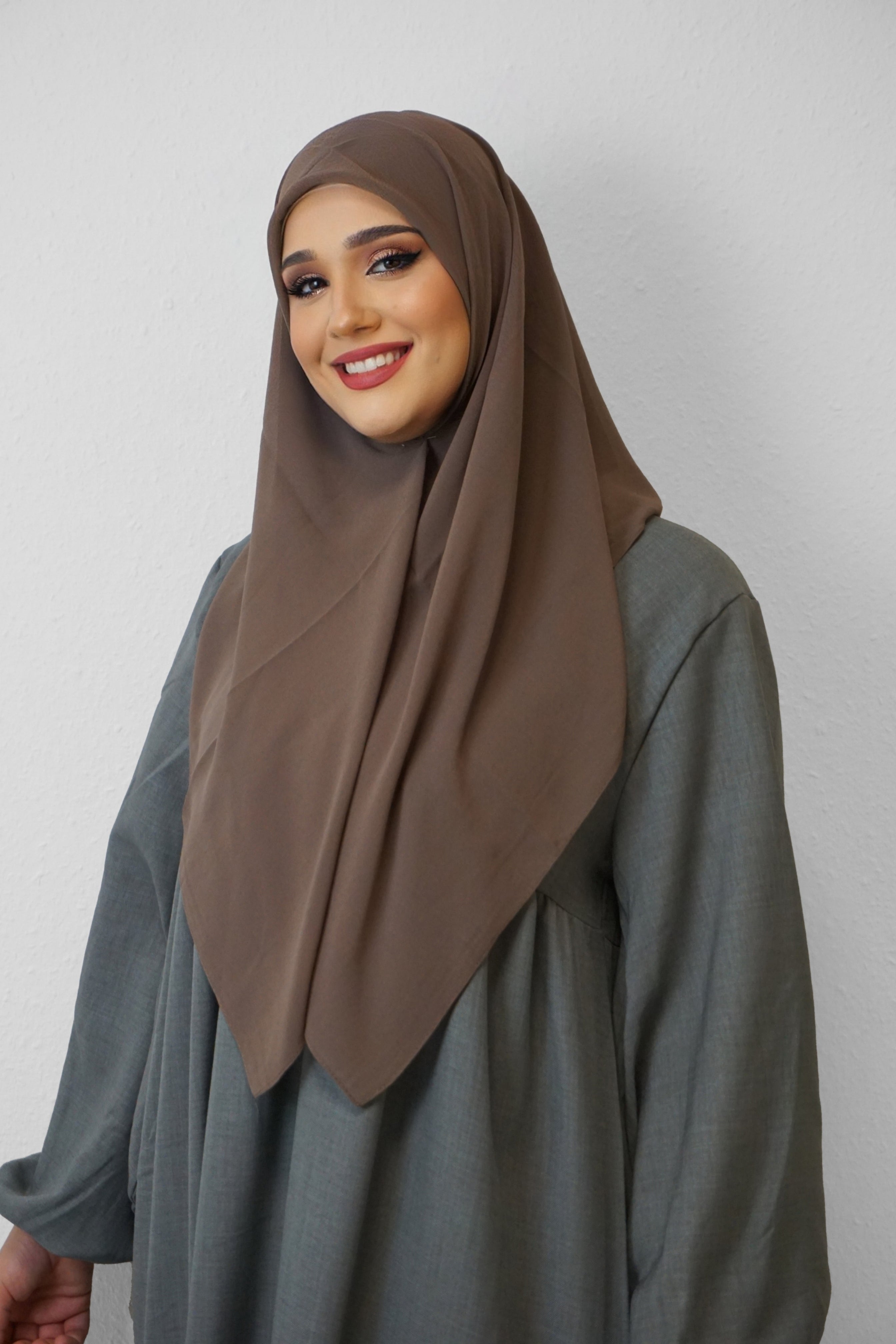 Chiffon Quadrat Hijab Braun