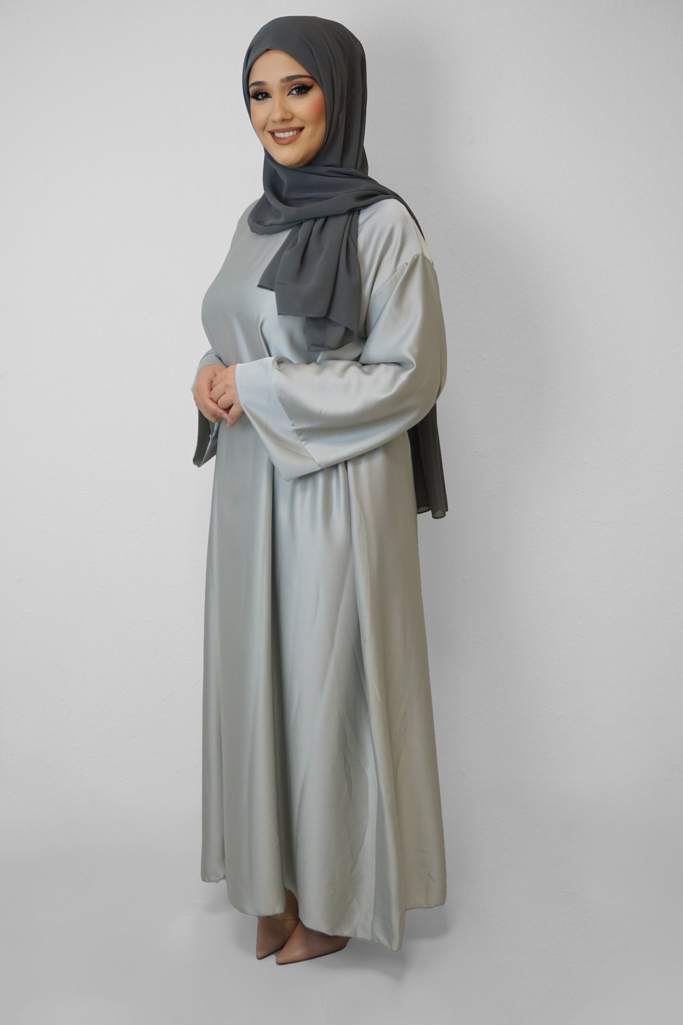Abaya Alyna Silber