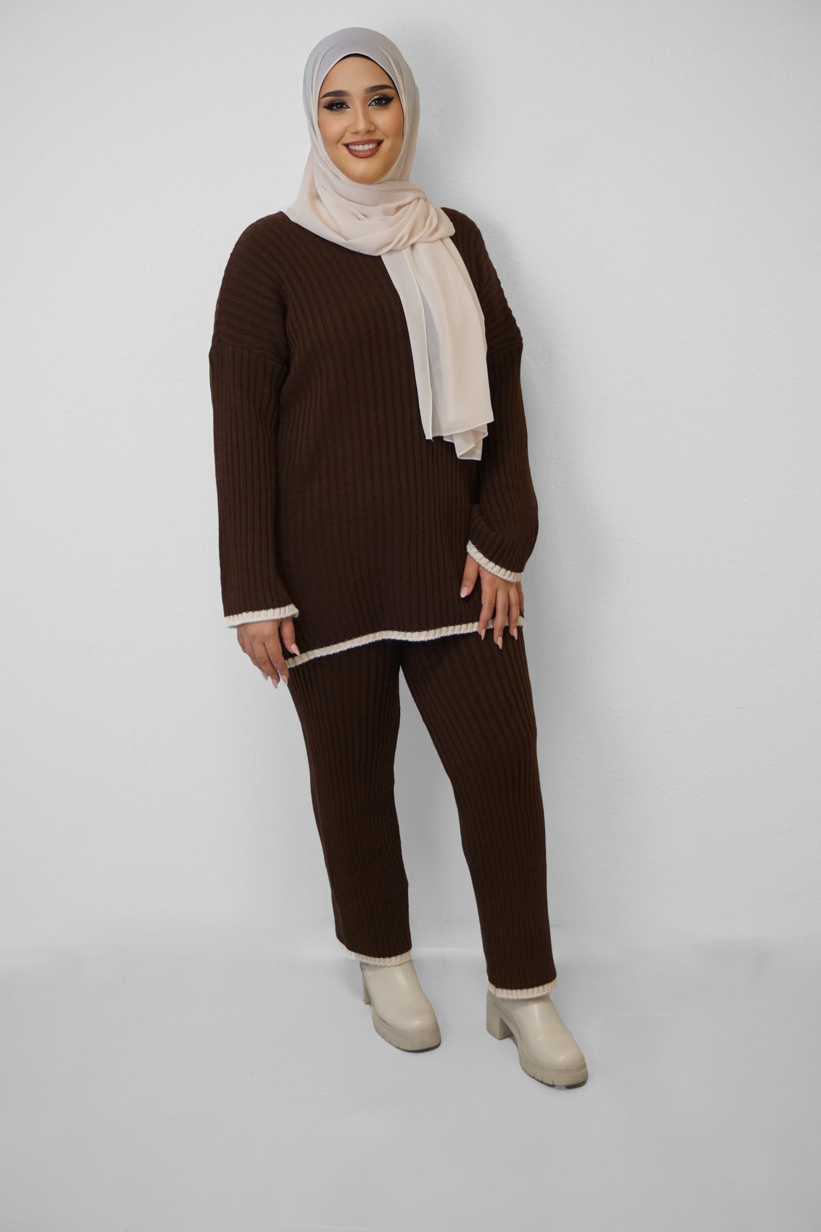 Strick Zwei-Teiler Nazar Braun