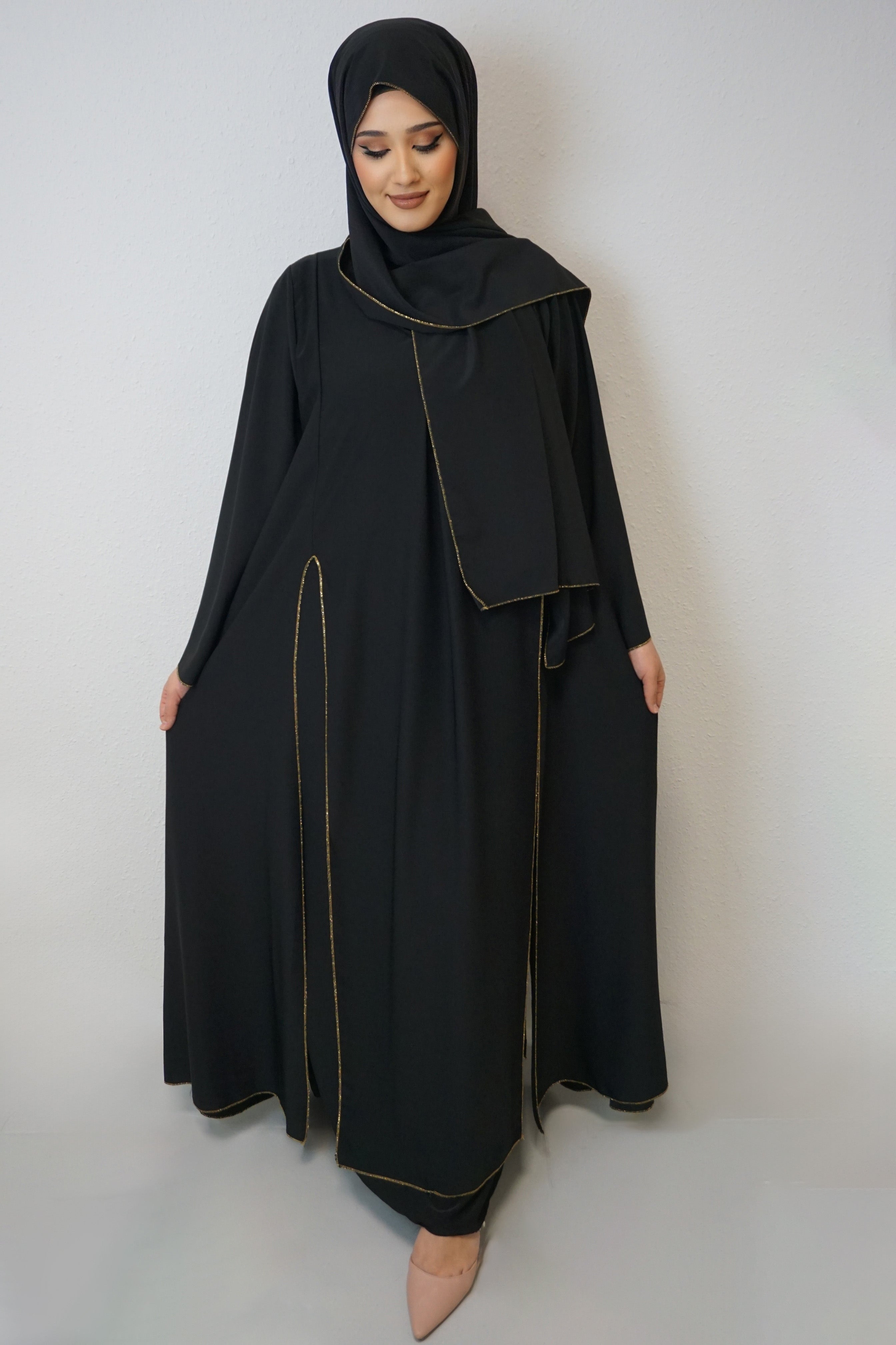 Abaya Muna Schwarz