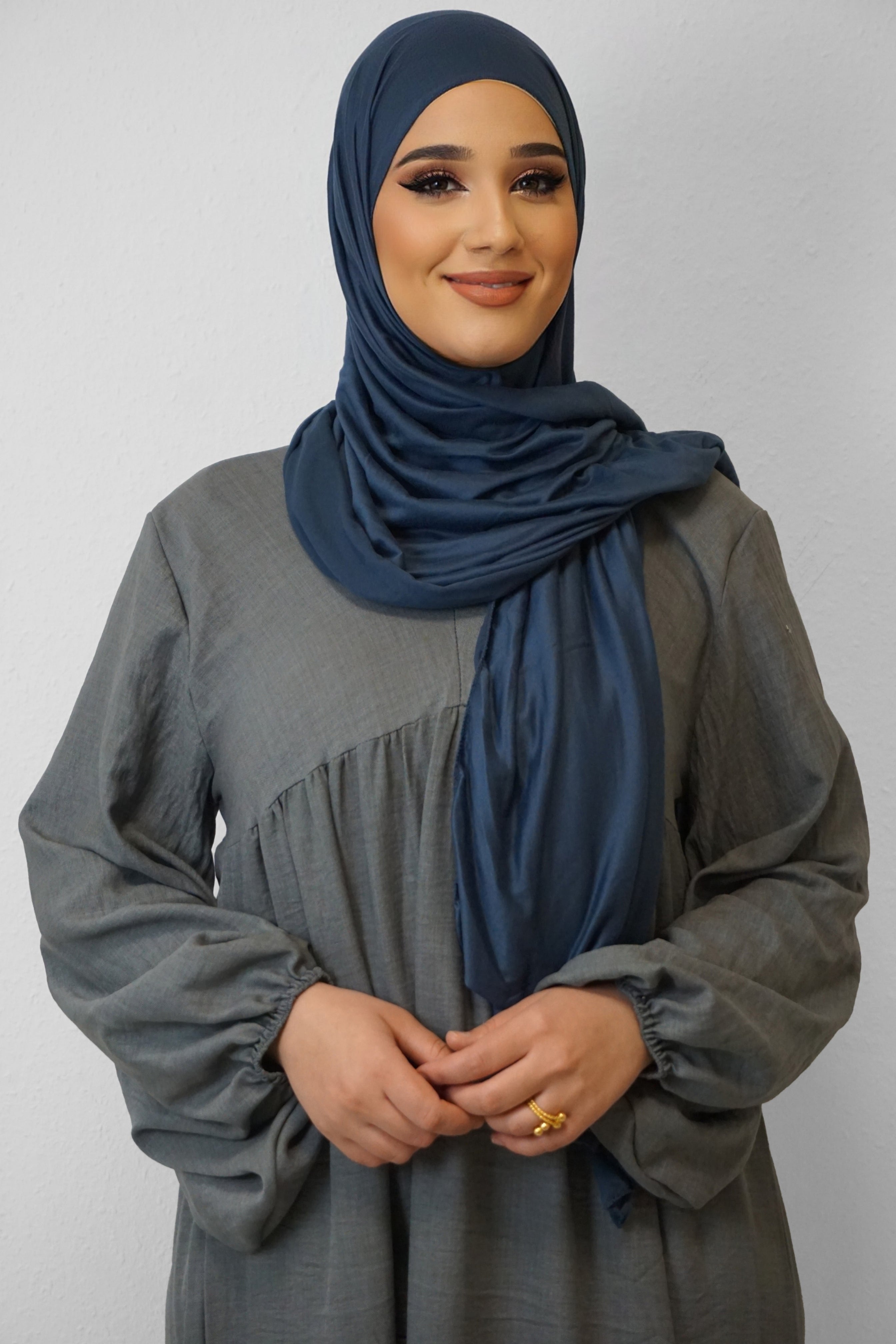 Jersey Hijab Fiza Dunkelblau 3