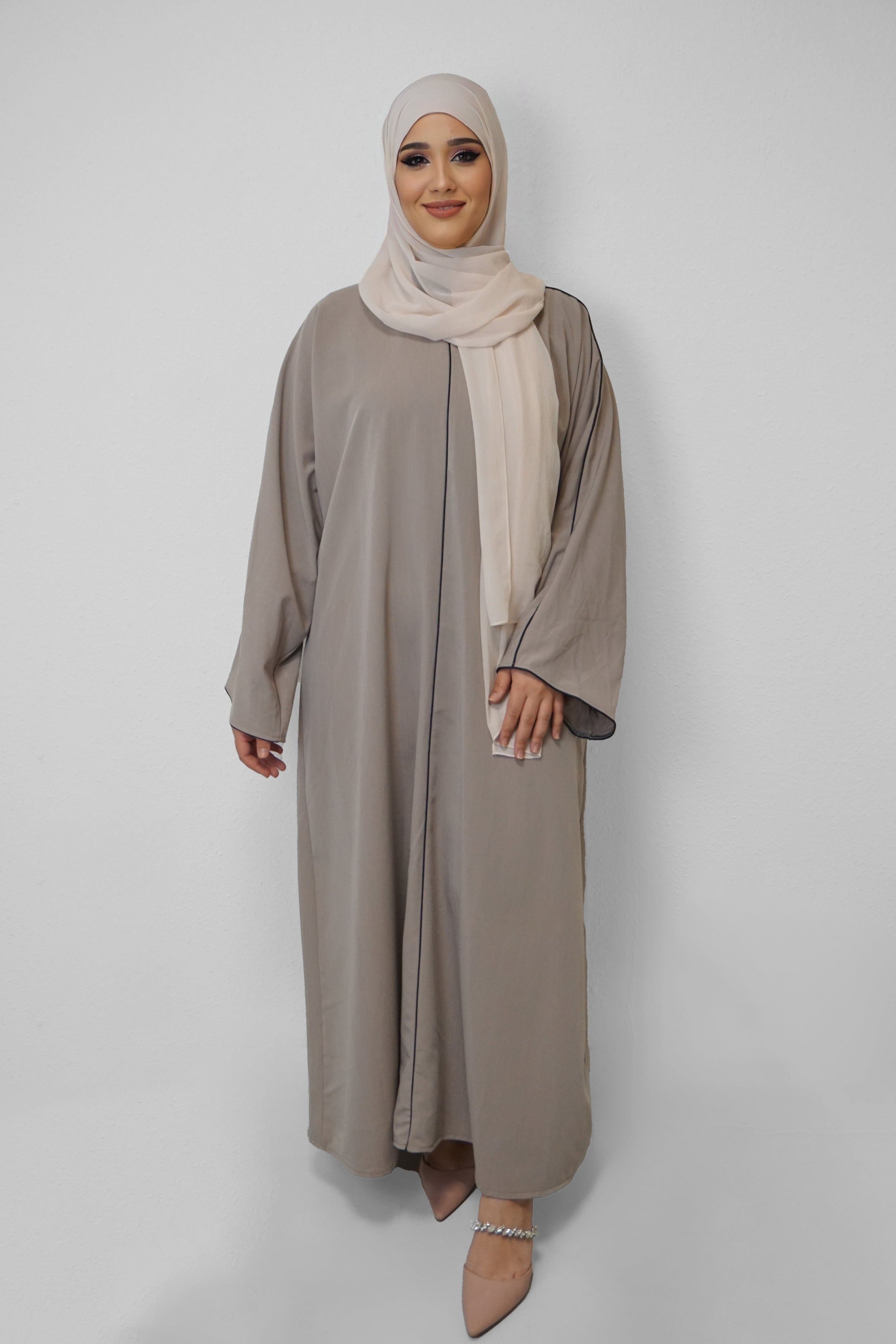 Abaya Erina Taupe