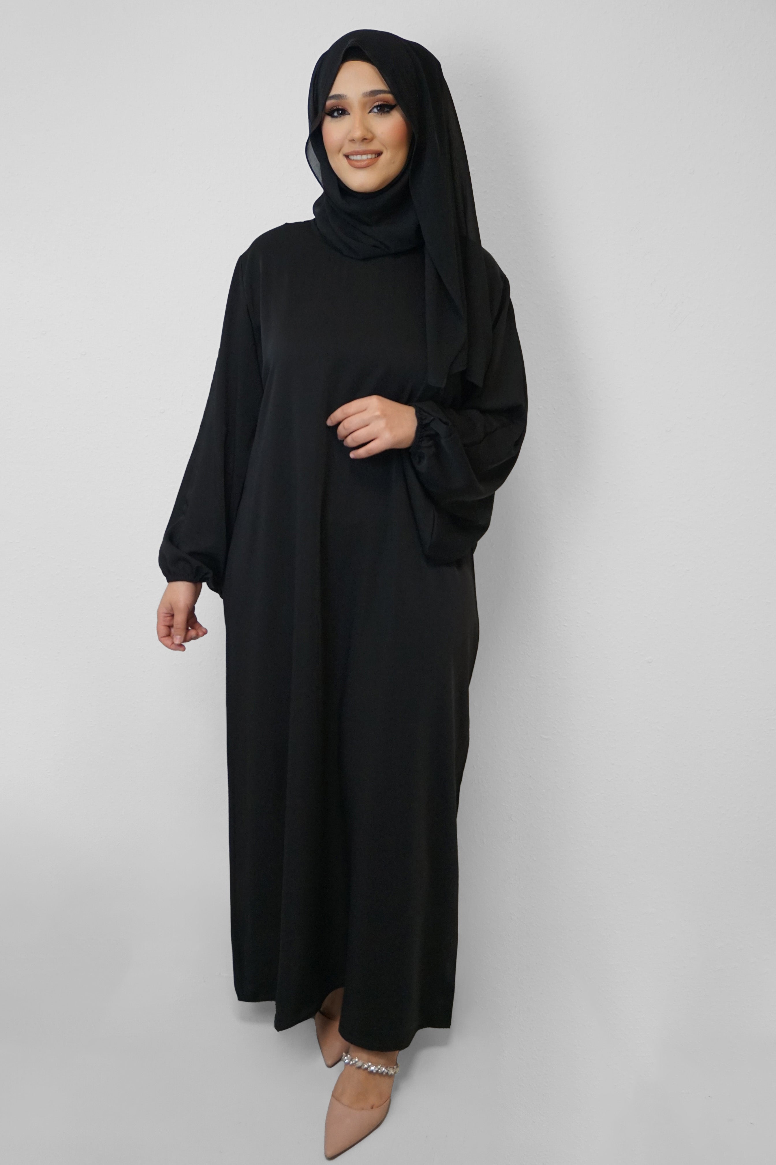 Abaya Amal Schwarz