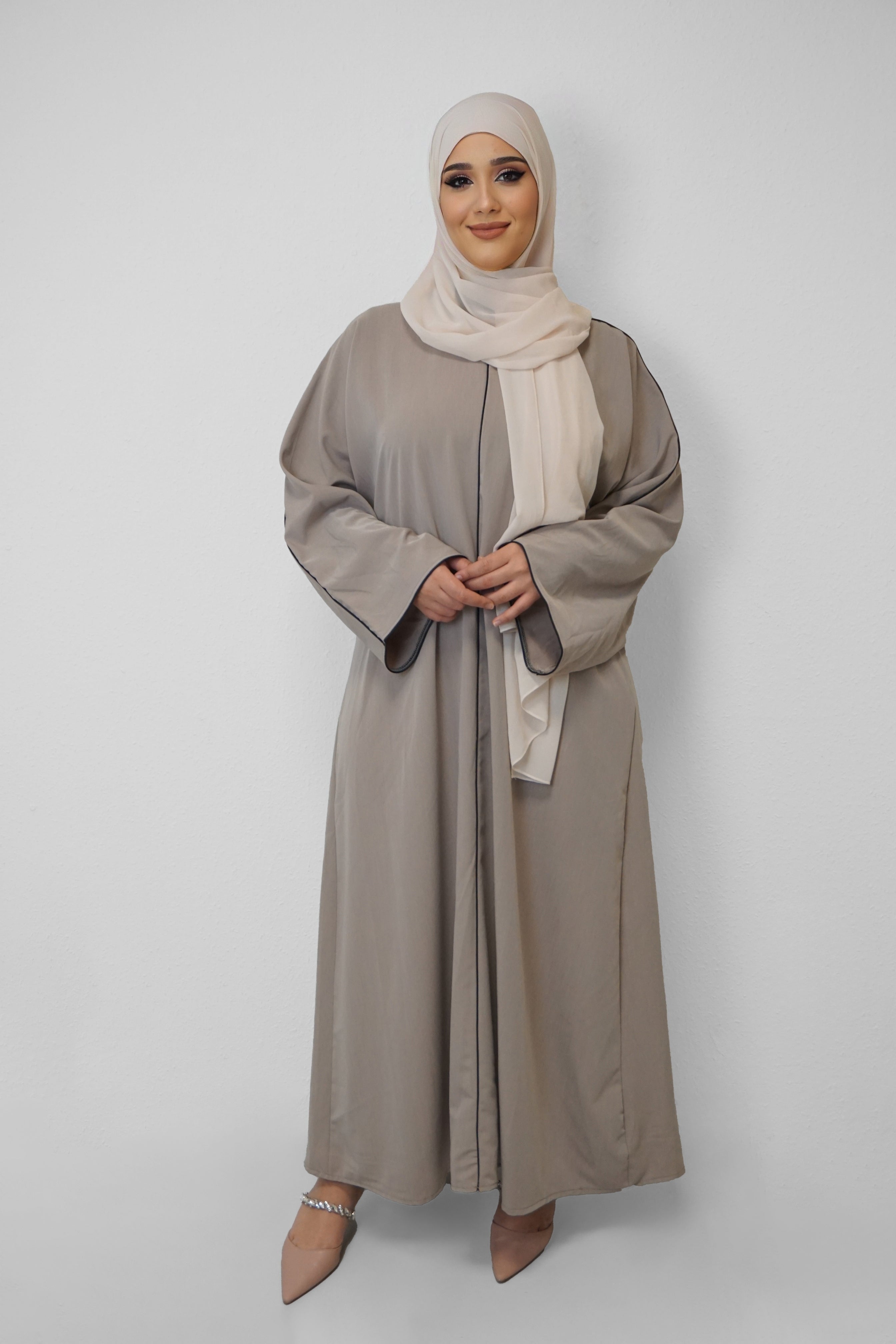 Abaya Erina Taupe