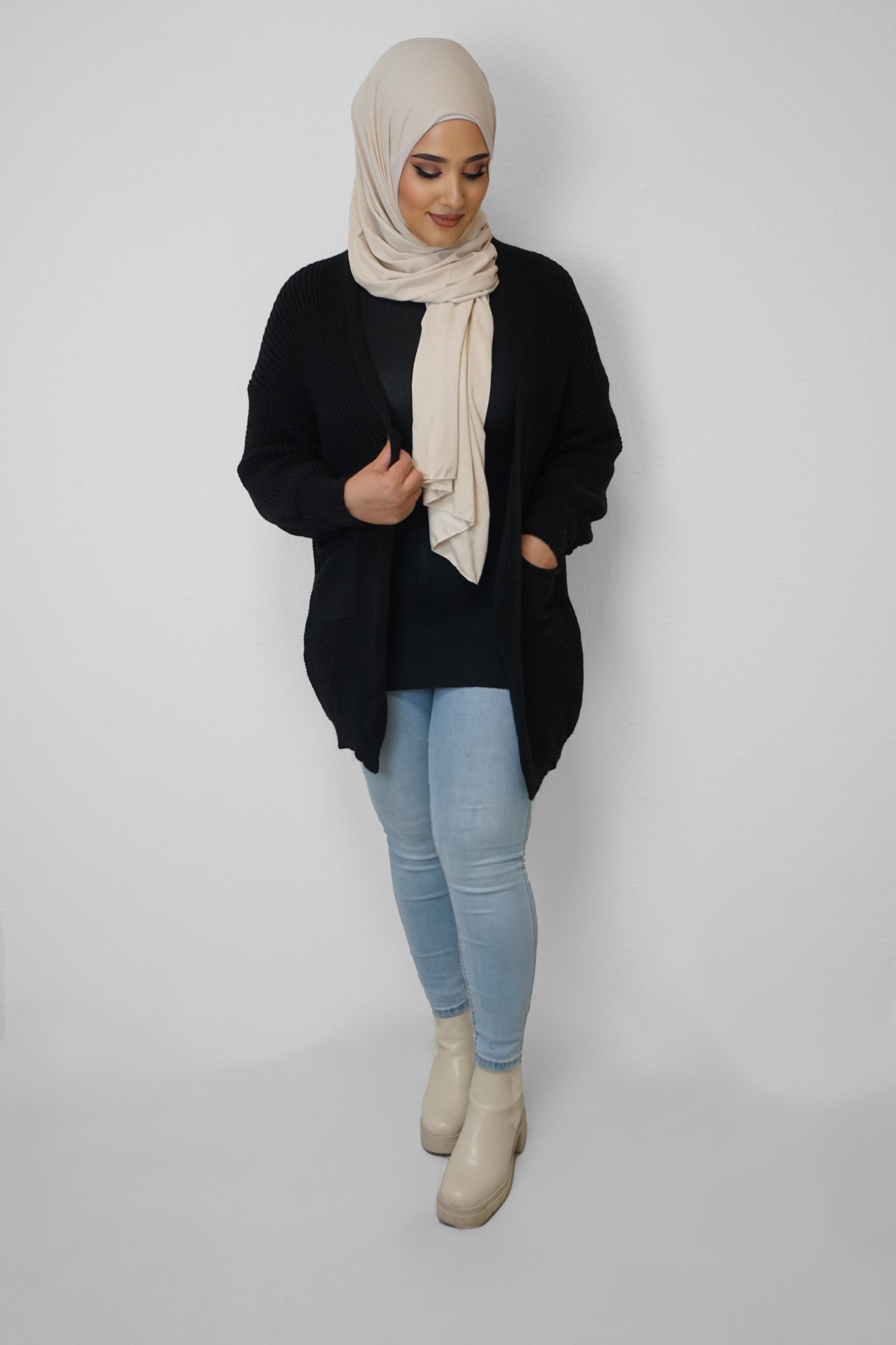 Grobstrick-Cardigan Mira Schwarz