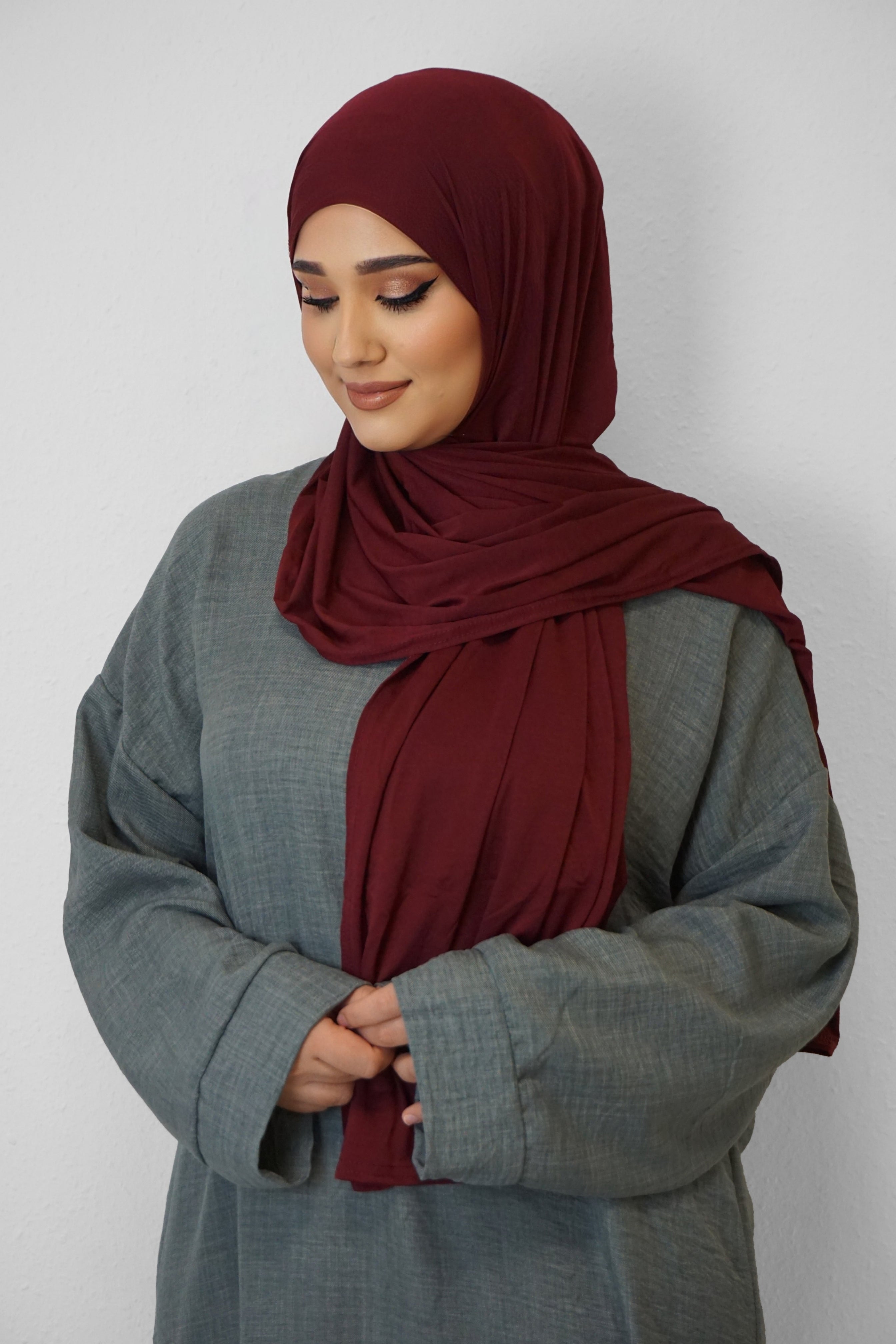 Premium Jersey Hijab Bordeaux