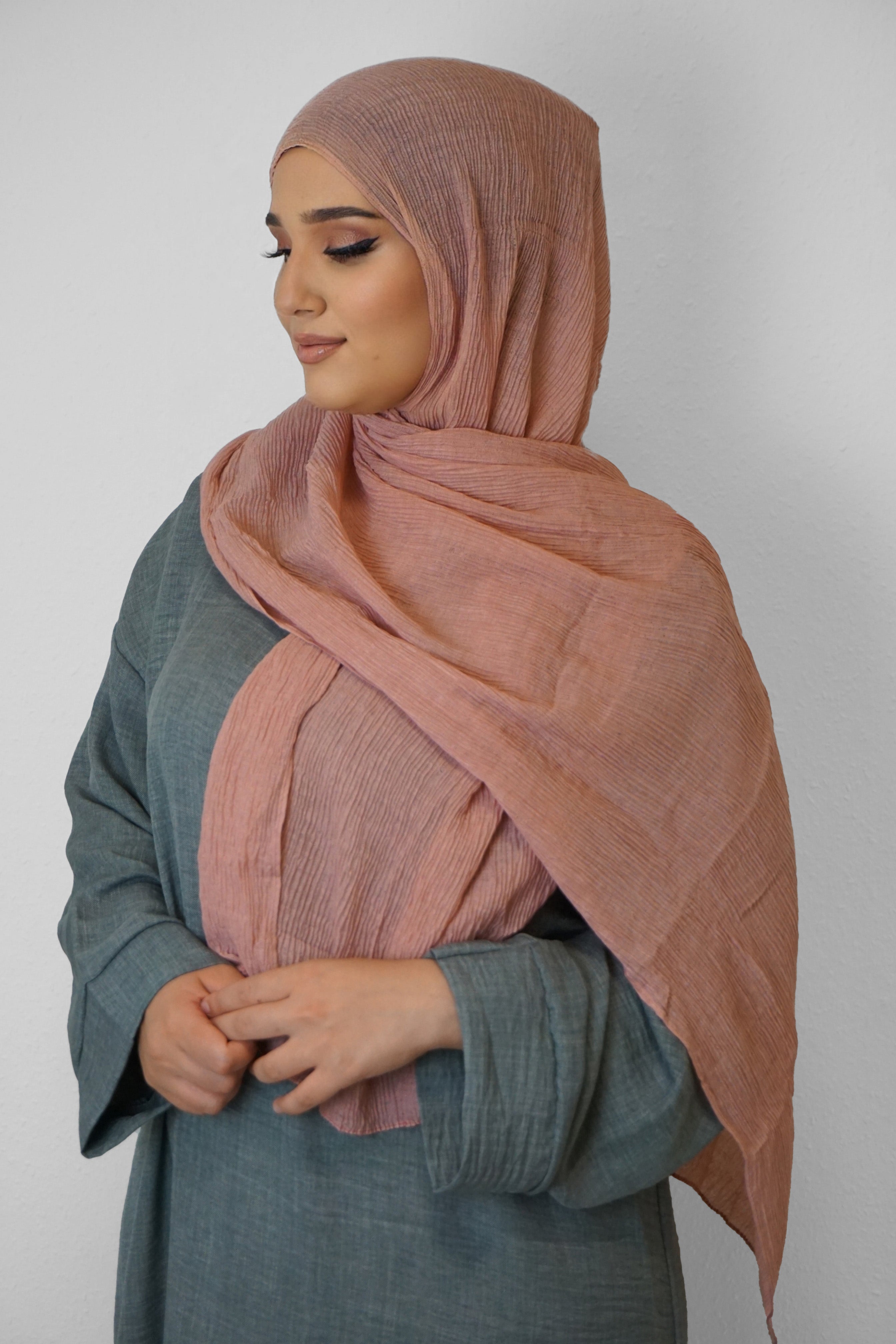 Baumwolle Crinkle-Hijab Dark-Rosa