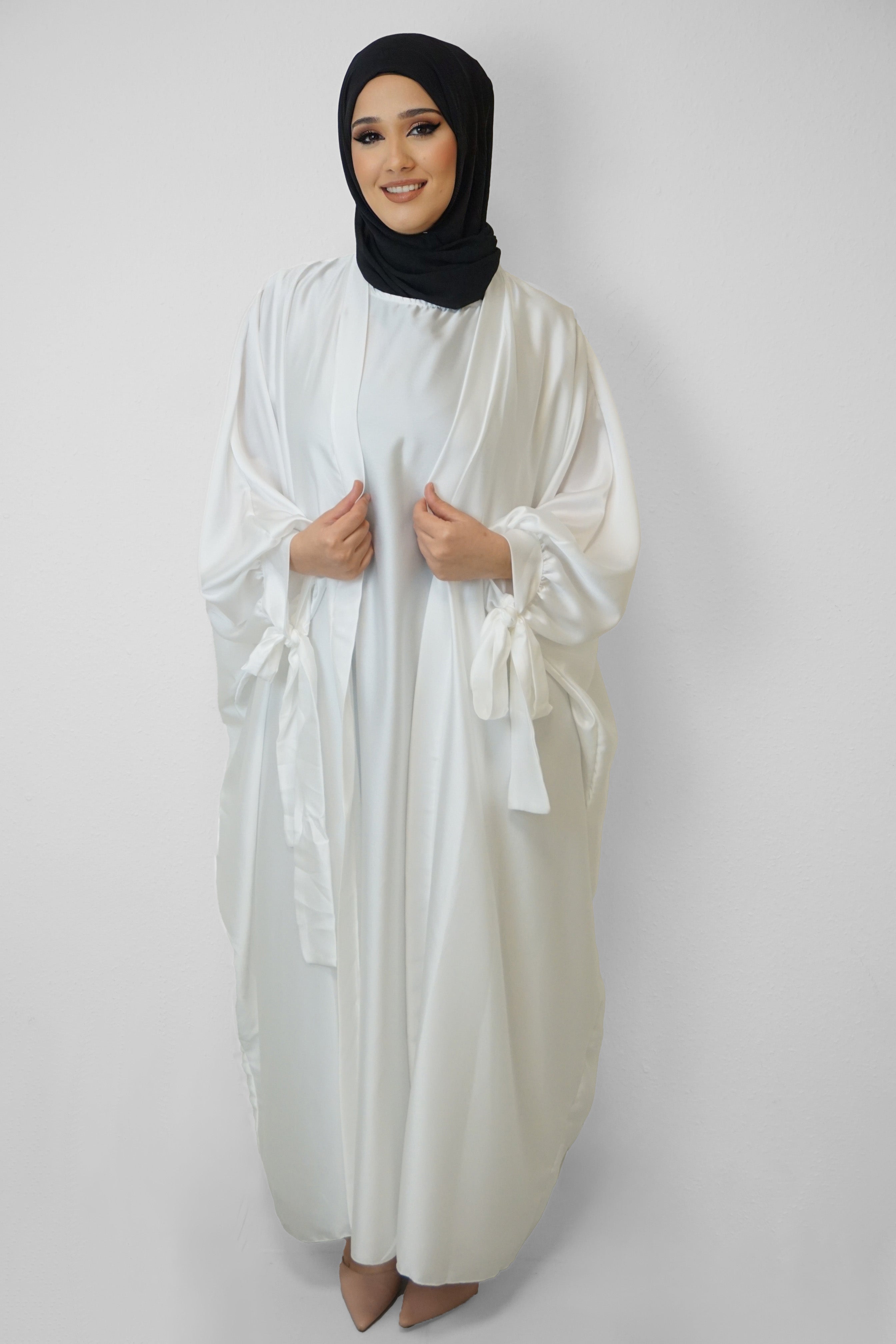 Abaya Maha Weiss