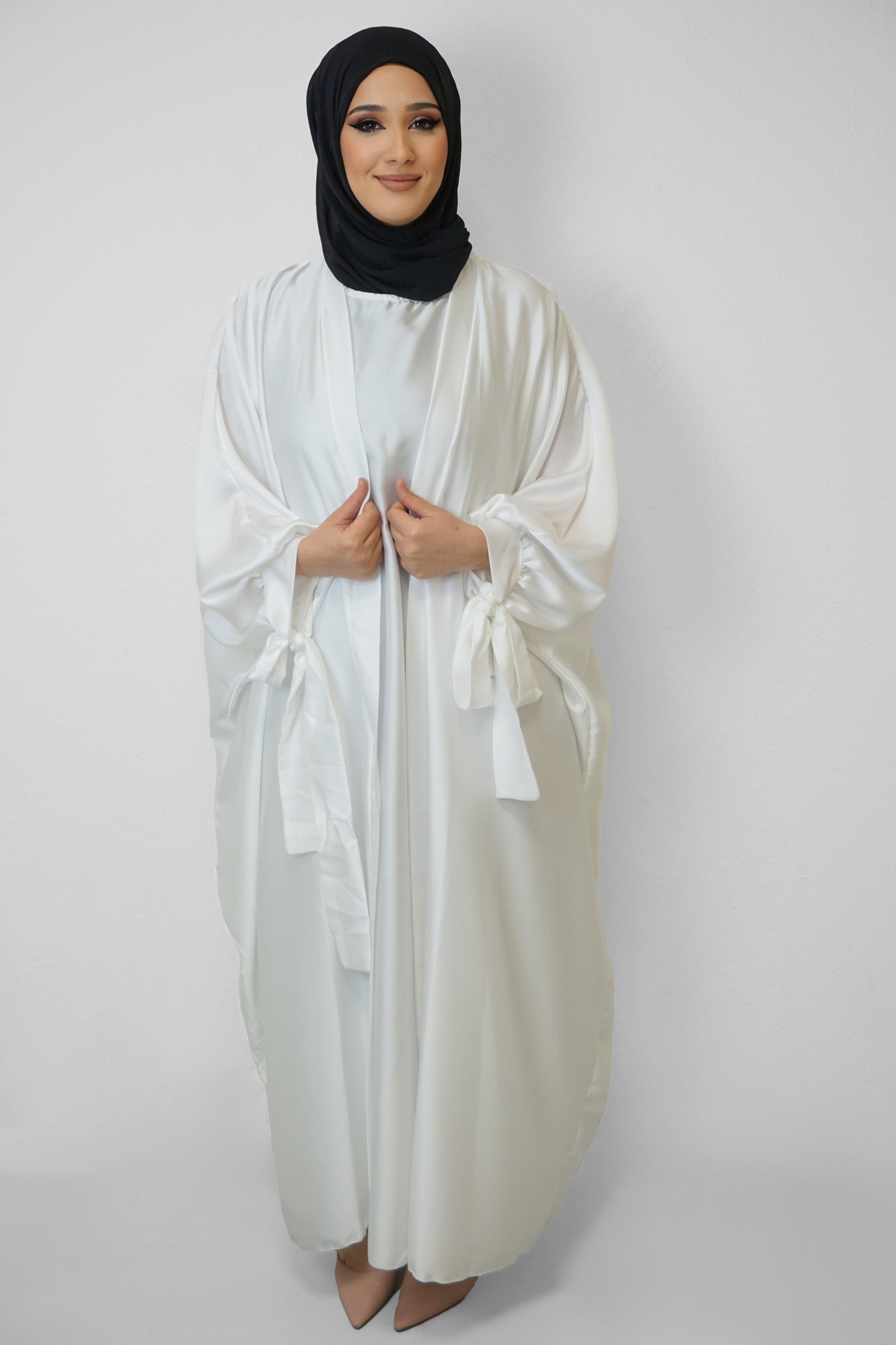 Abaya Maha Weiss