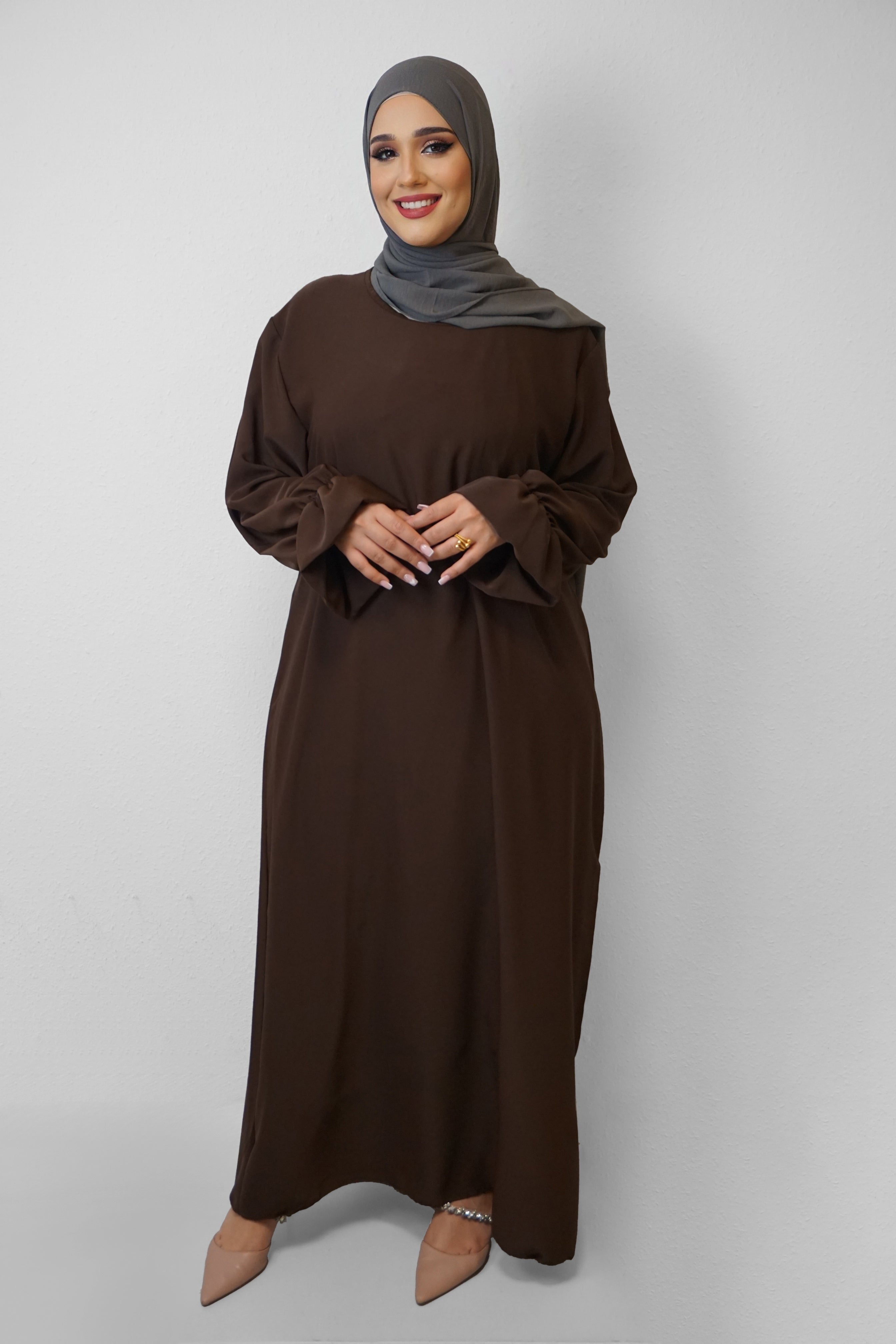 Abaya Sena Braun
