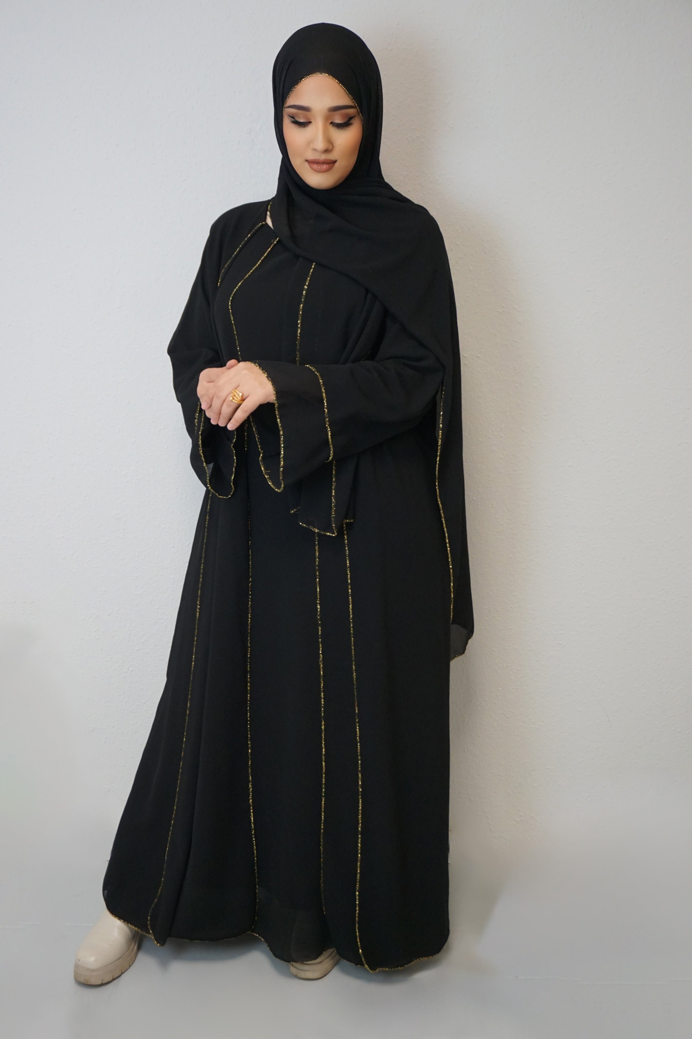 Abaya Imrana Schwarz