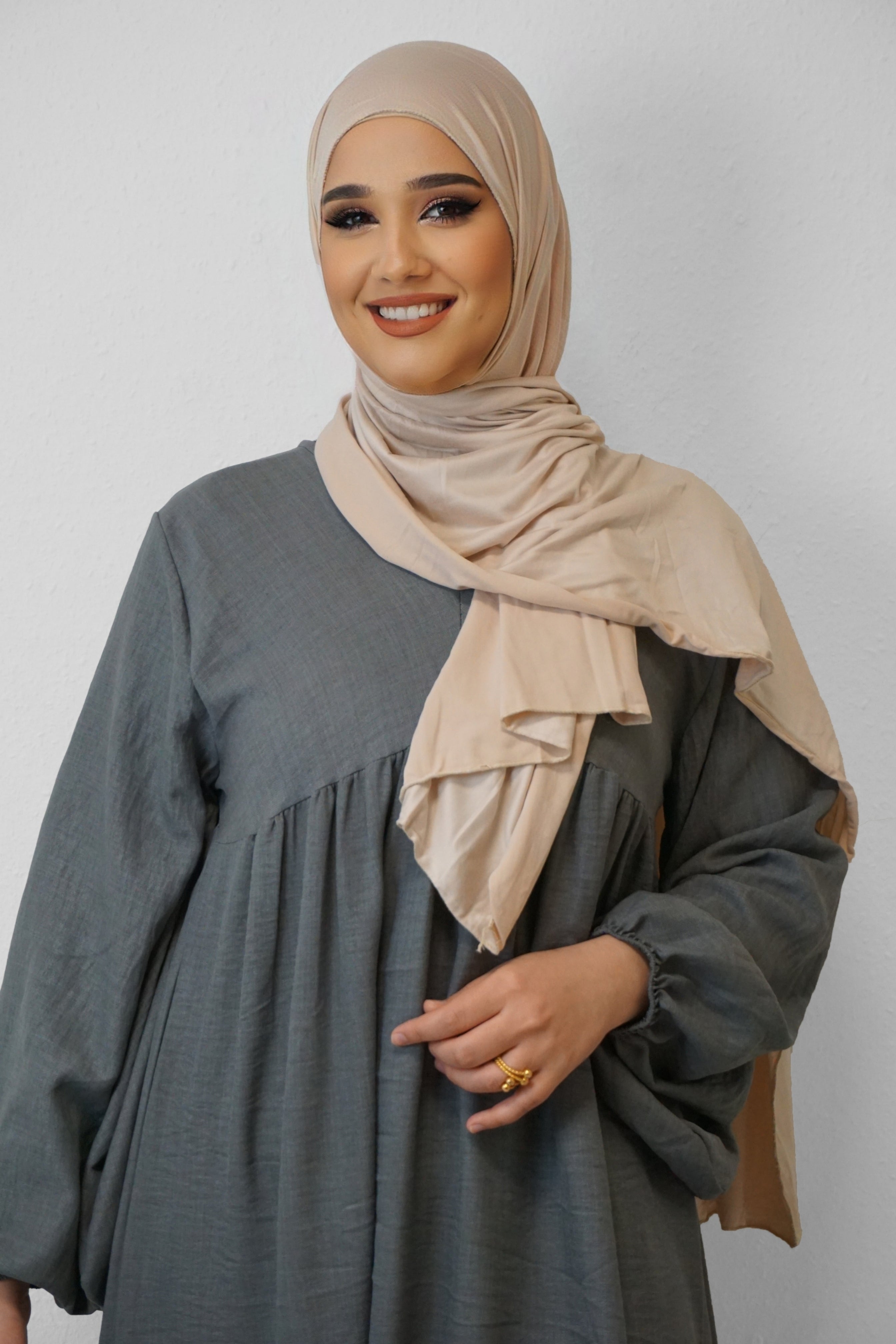 Jersey Hijab Fiza Light-Sand