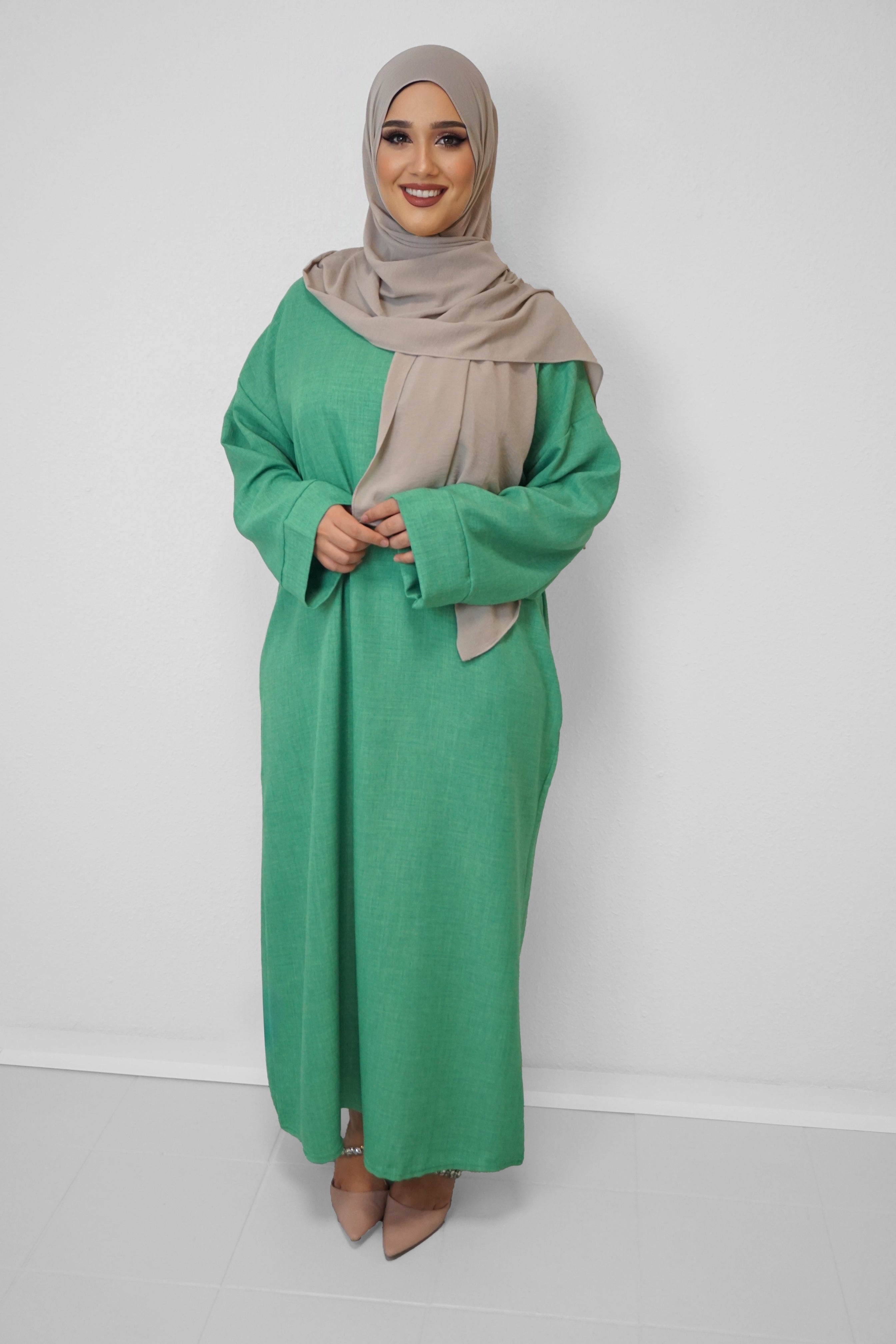 Abaya Bouchra Grün