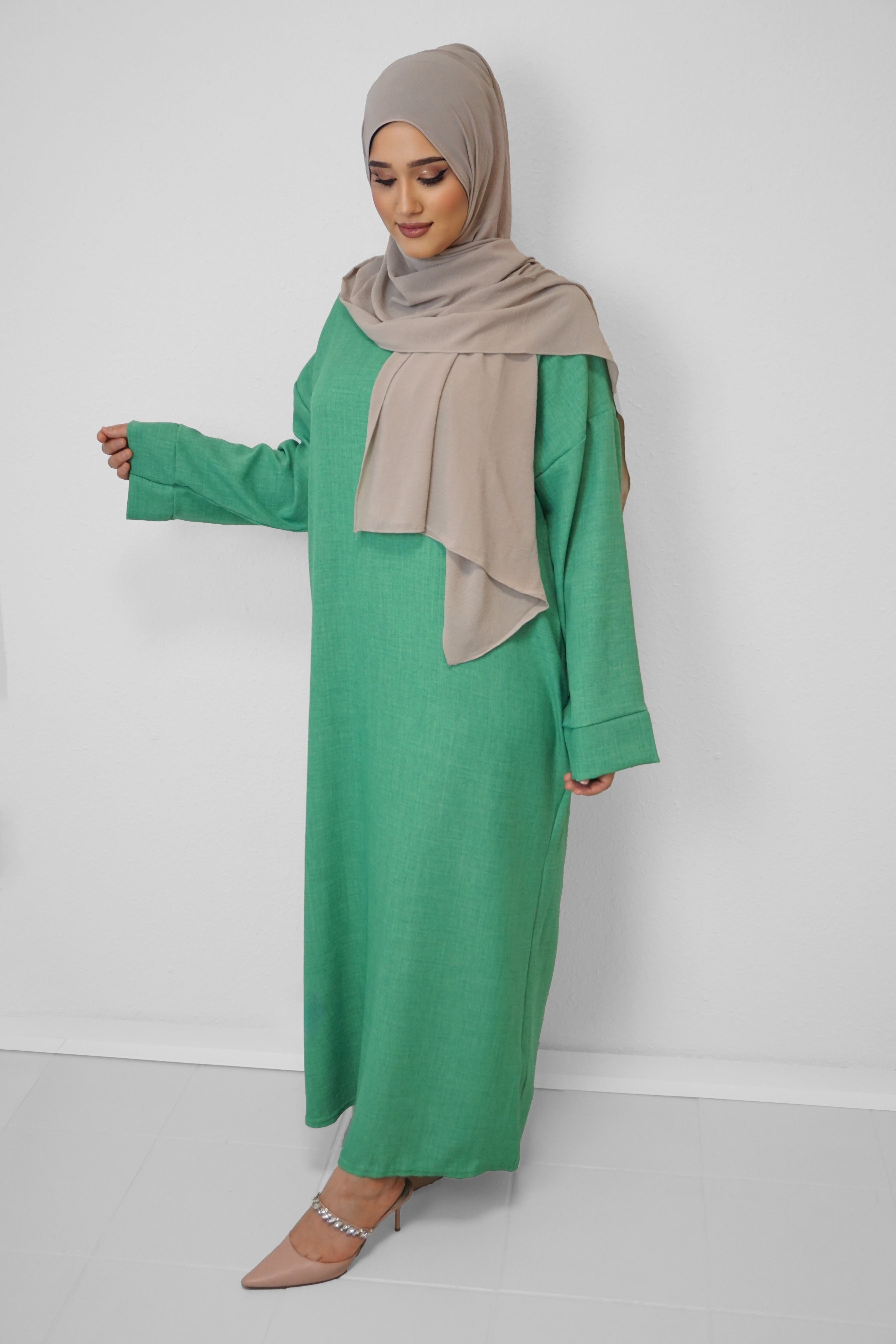 Abaya Bouchra Grün