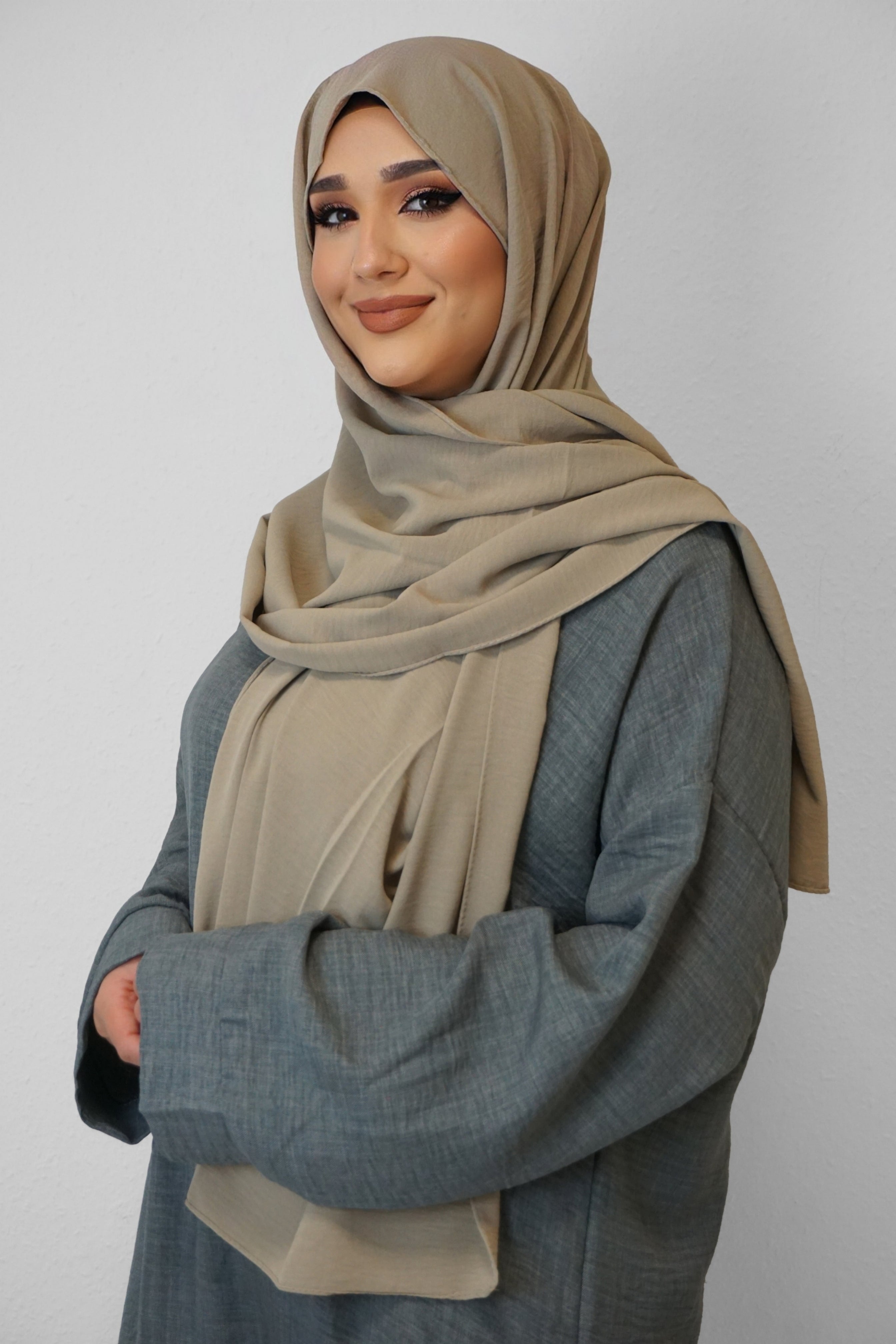 Jazz Hijab Sand 2
