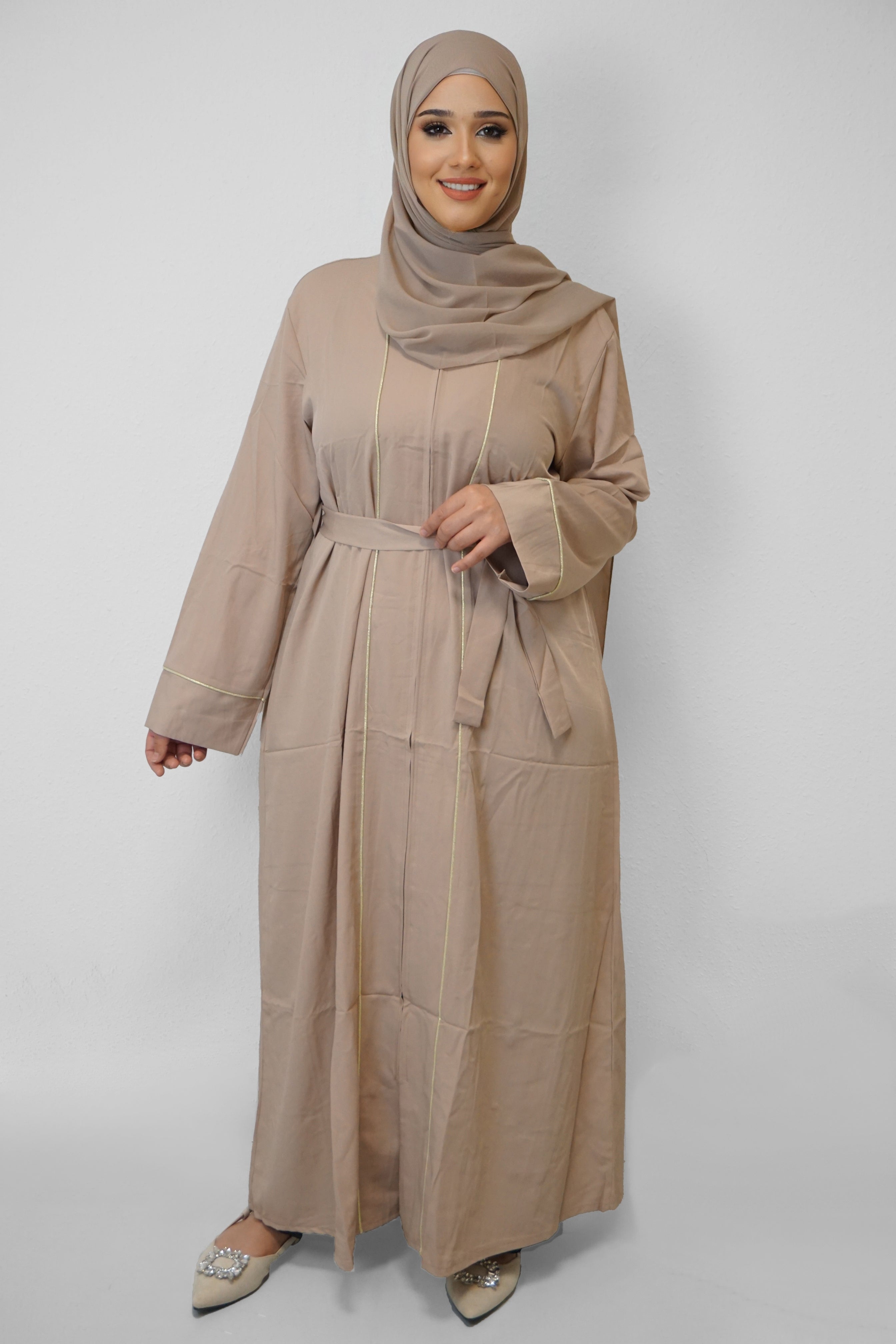 Abaya Namika mit Reisverschluss Beige