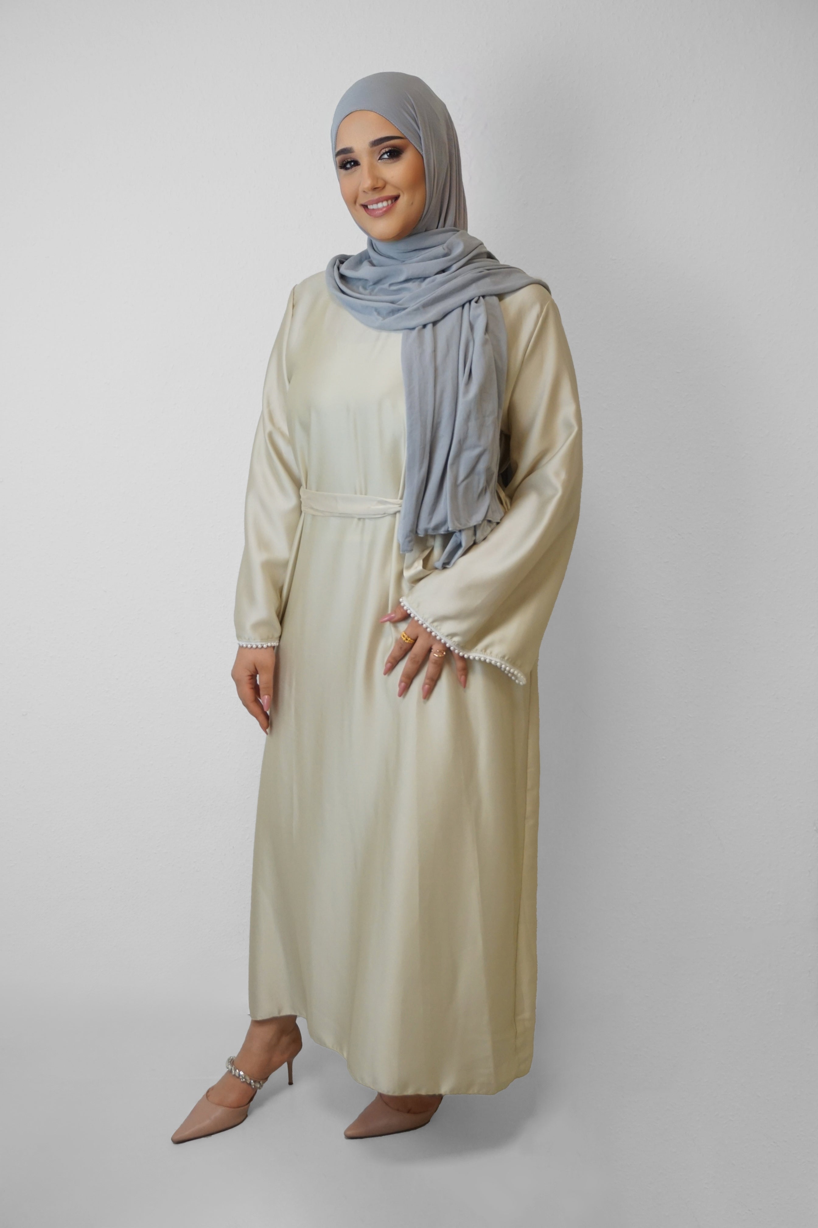 Elonora Abaya Beige