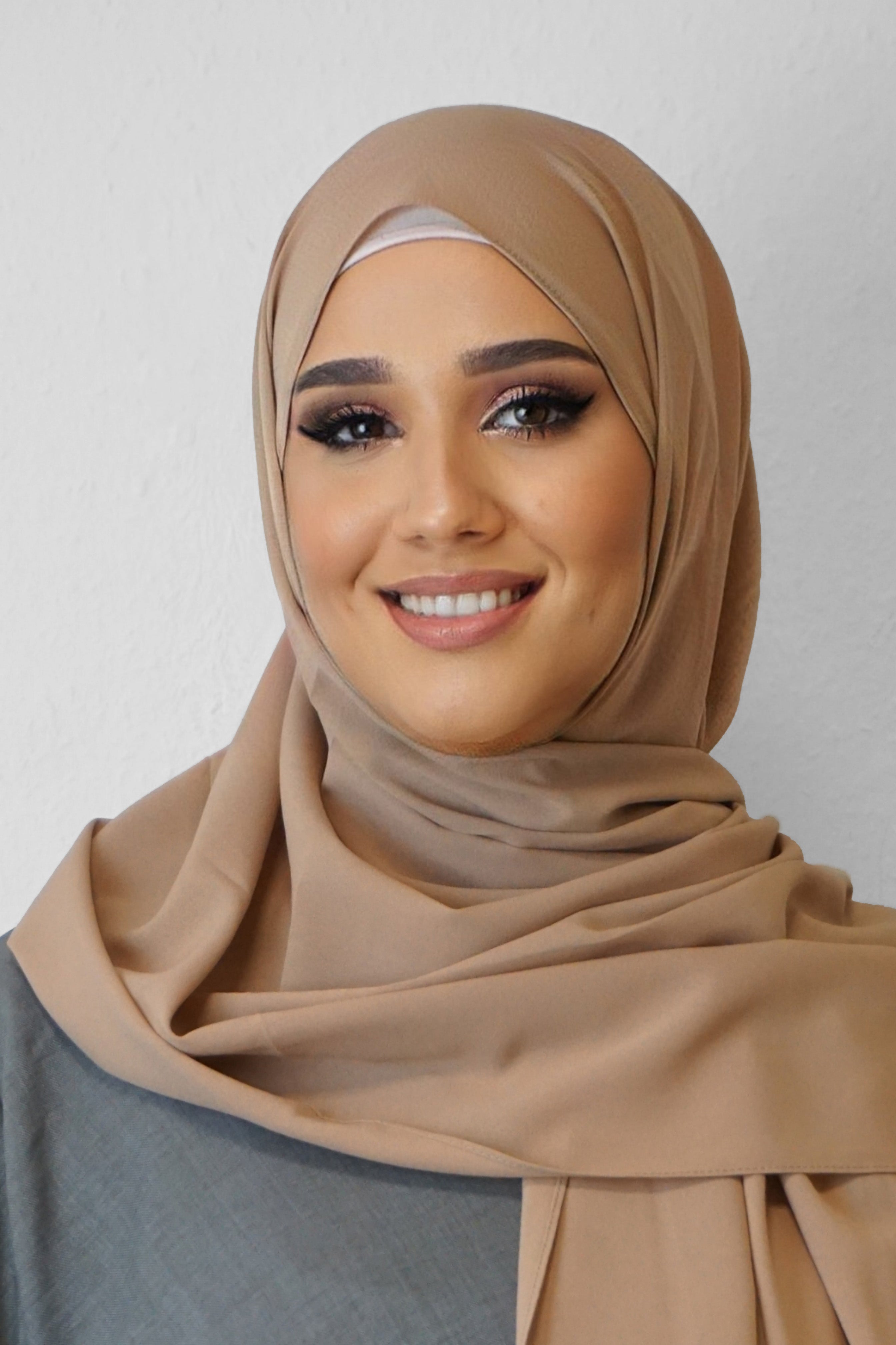Crep Hijab Beige 2