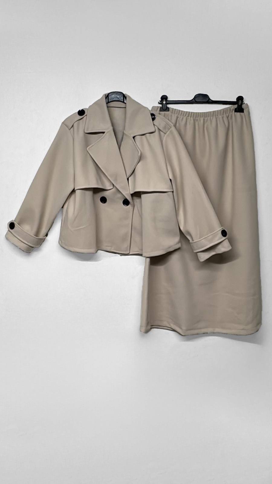 Zweiteiler Rock Ananda Beige