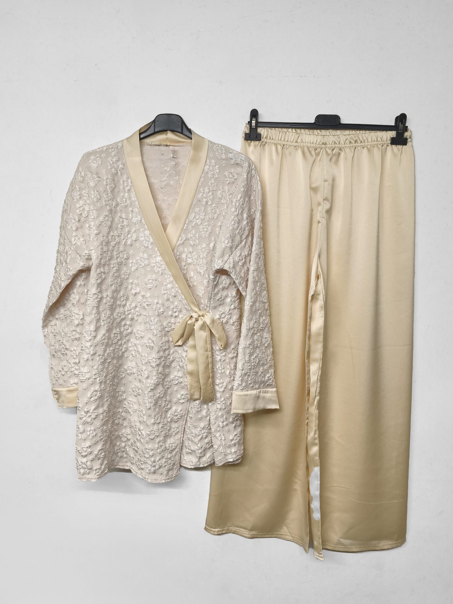 Zwei-Teiler Hose Kaela Buttergelb