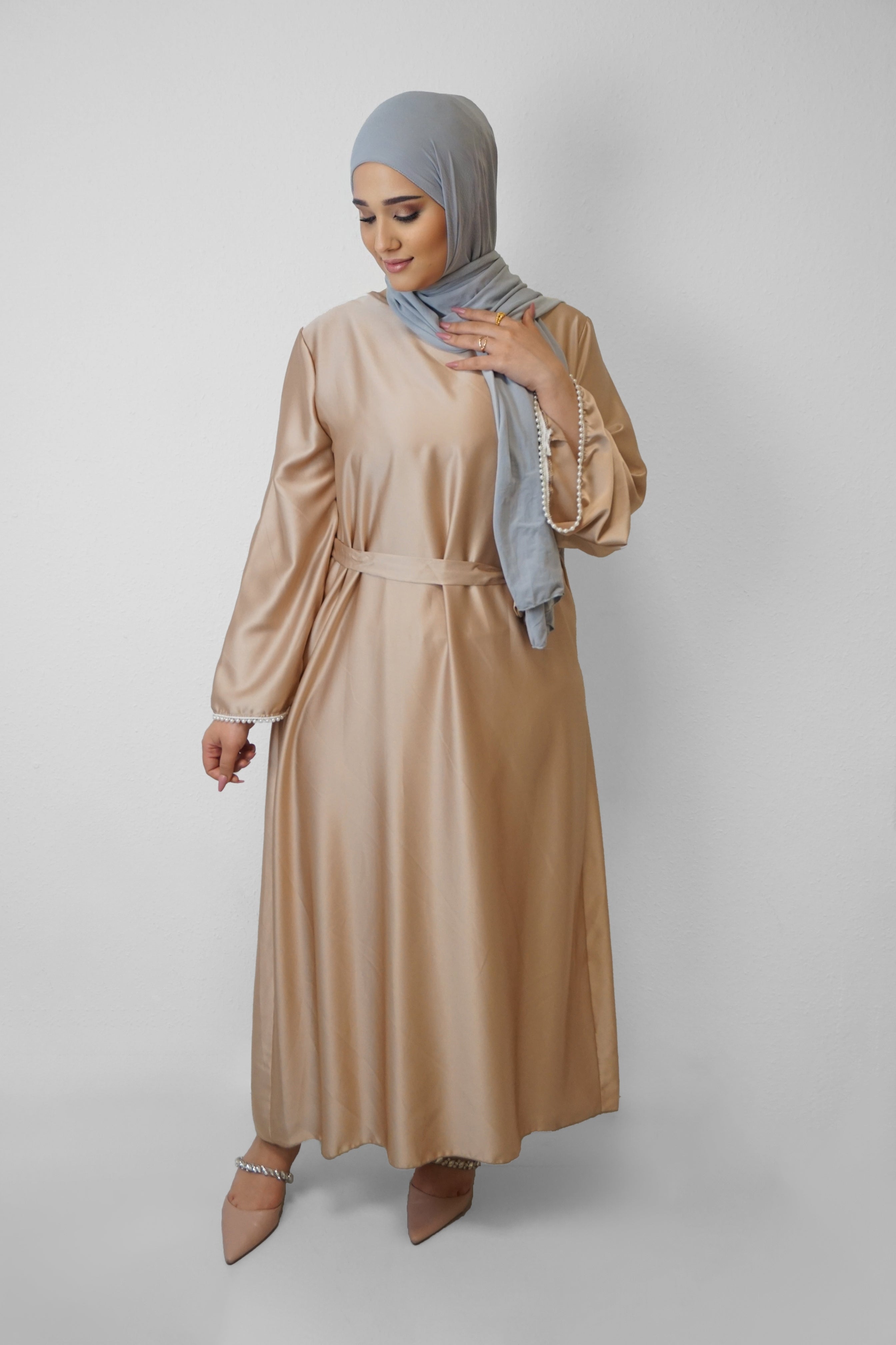 Elonora Abaya Caramell