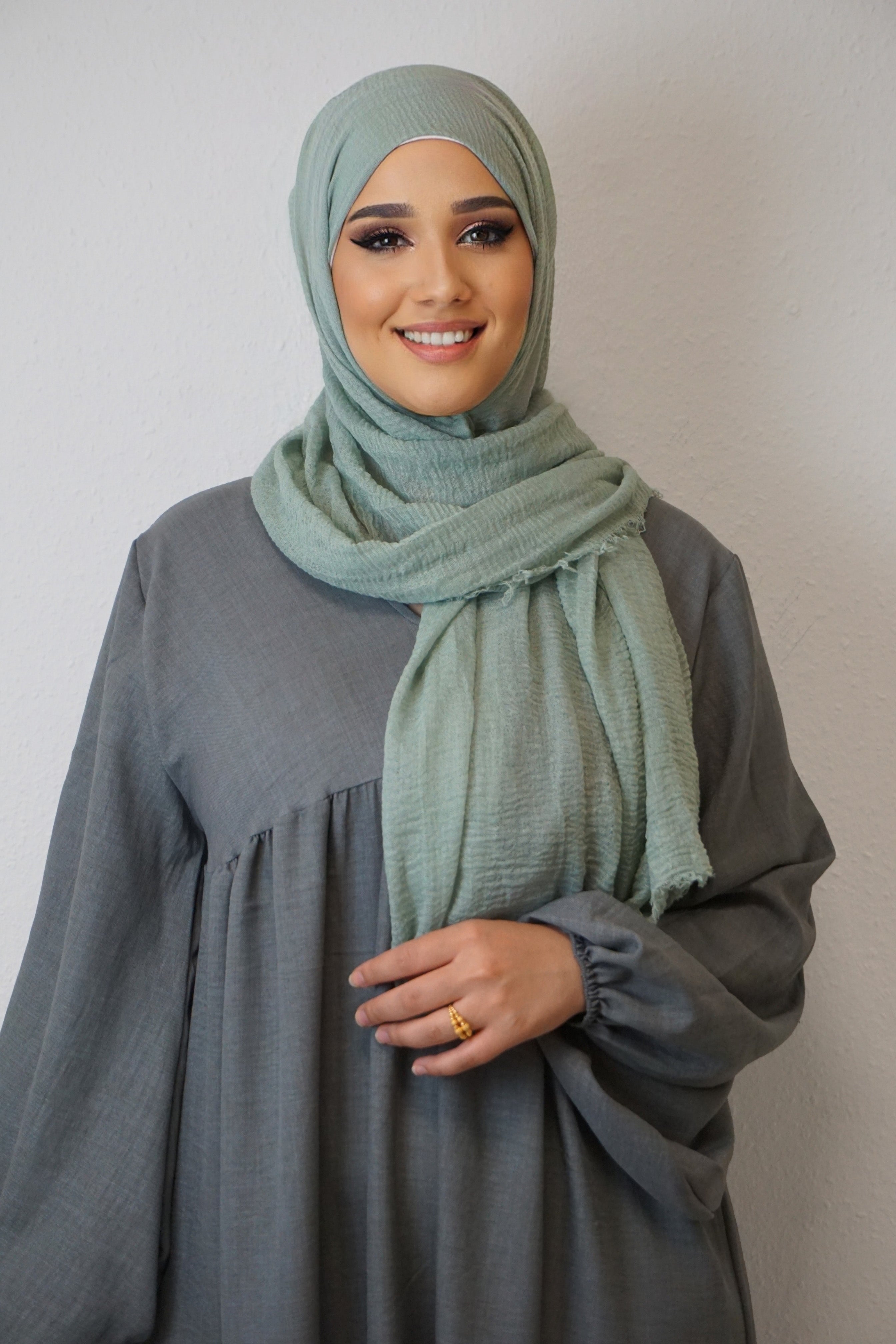 Daily Hijab Dalia Dark-Khaki