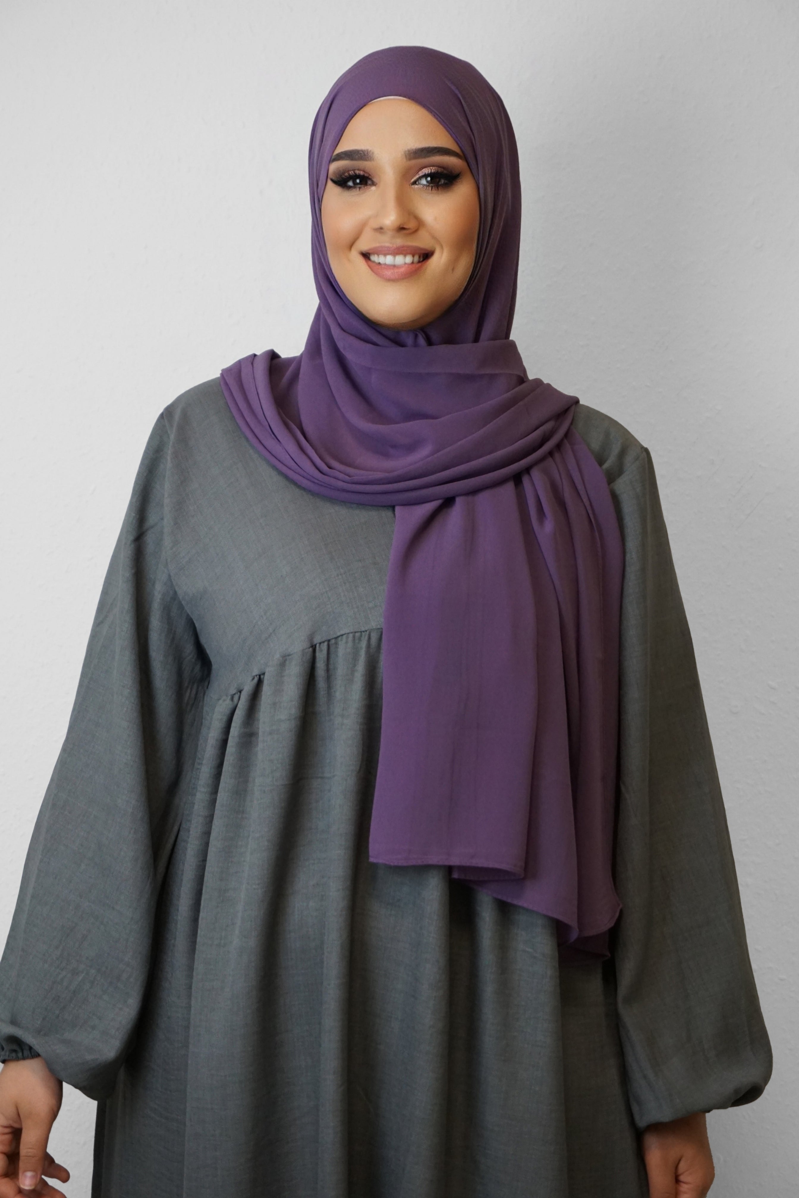 Chiffon Hijab Maira Dark-Lila