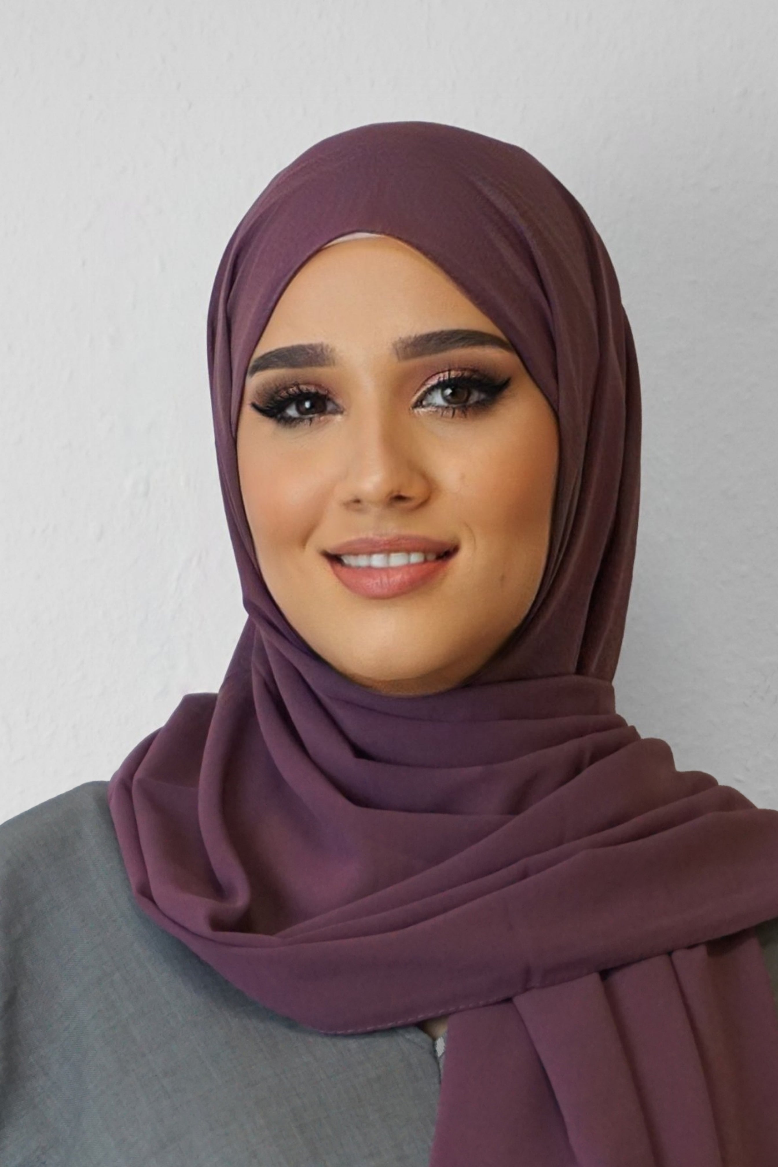 Chiffon Hijab Maira Dark-Violett