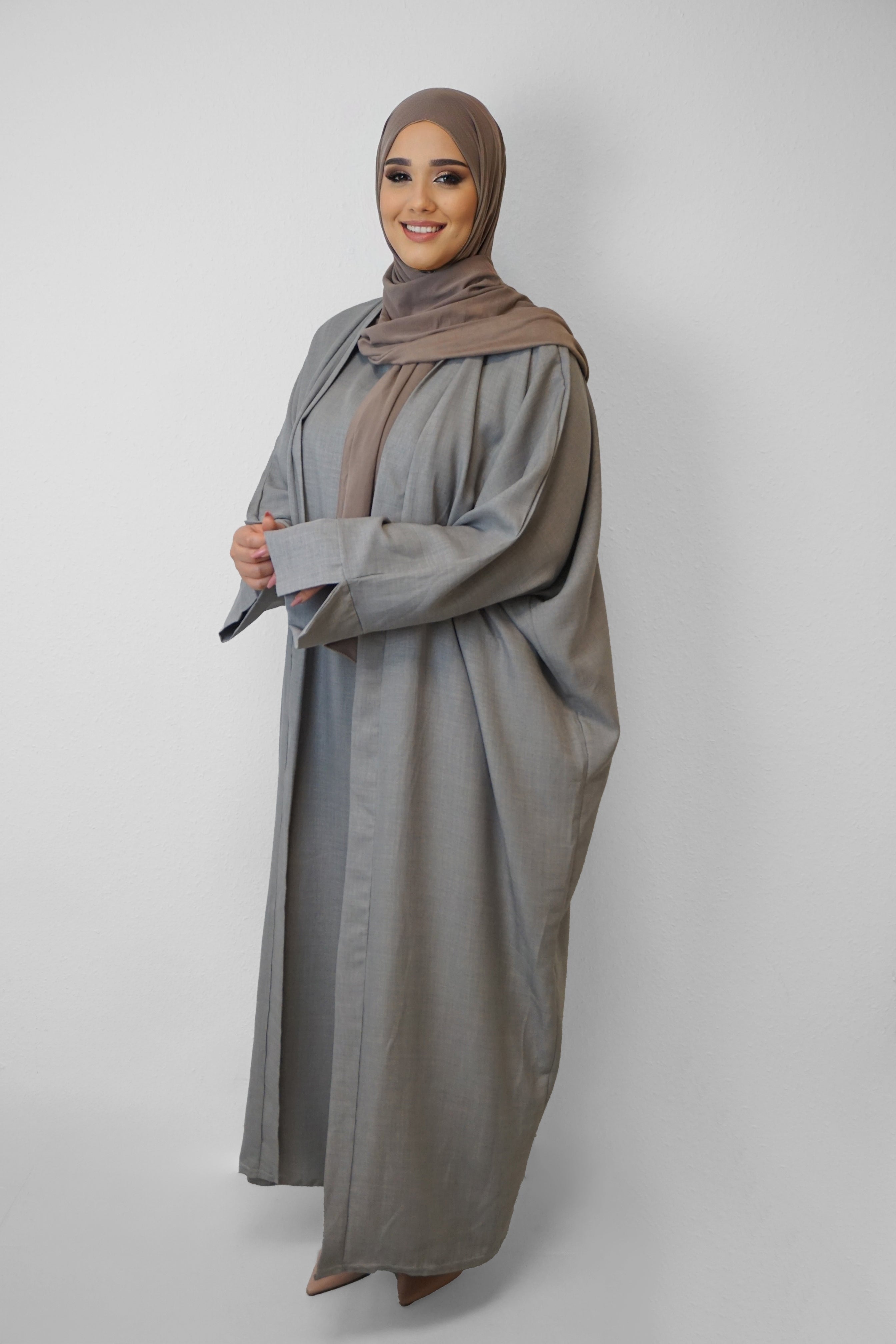 Zwei-Teiler Abaya Nasira Dunkelgrau