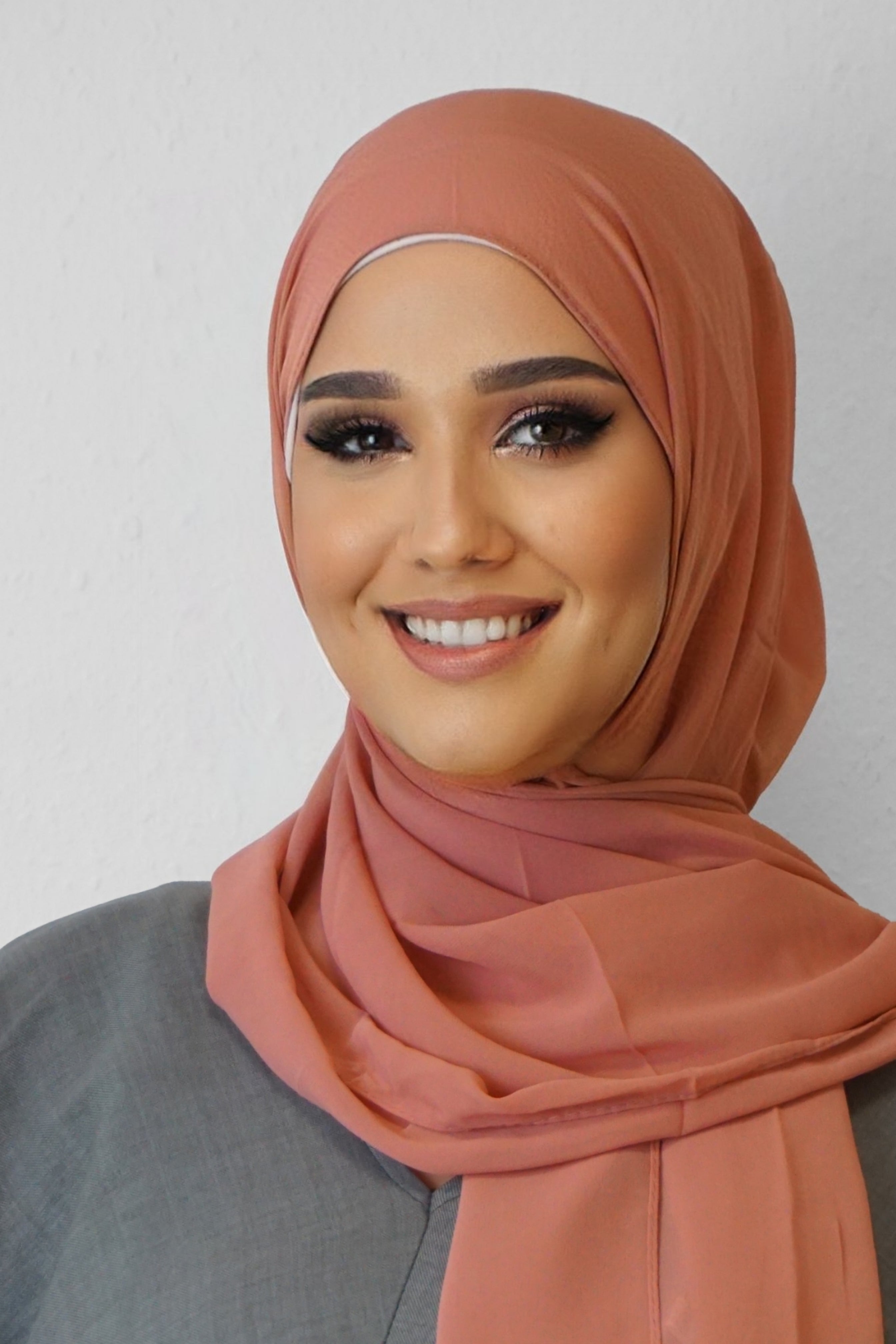 Chiffon Hijab Maira Dunkelrosa