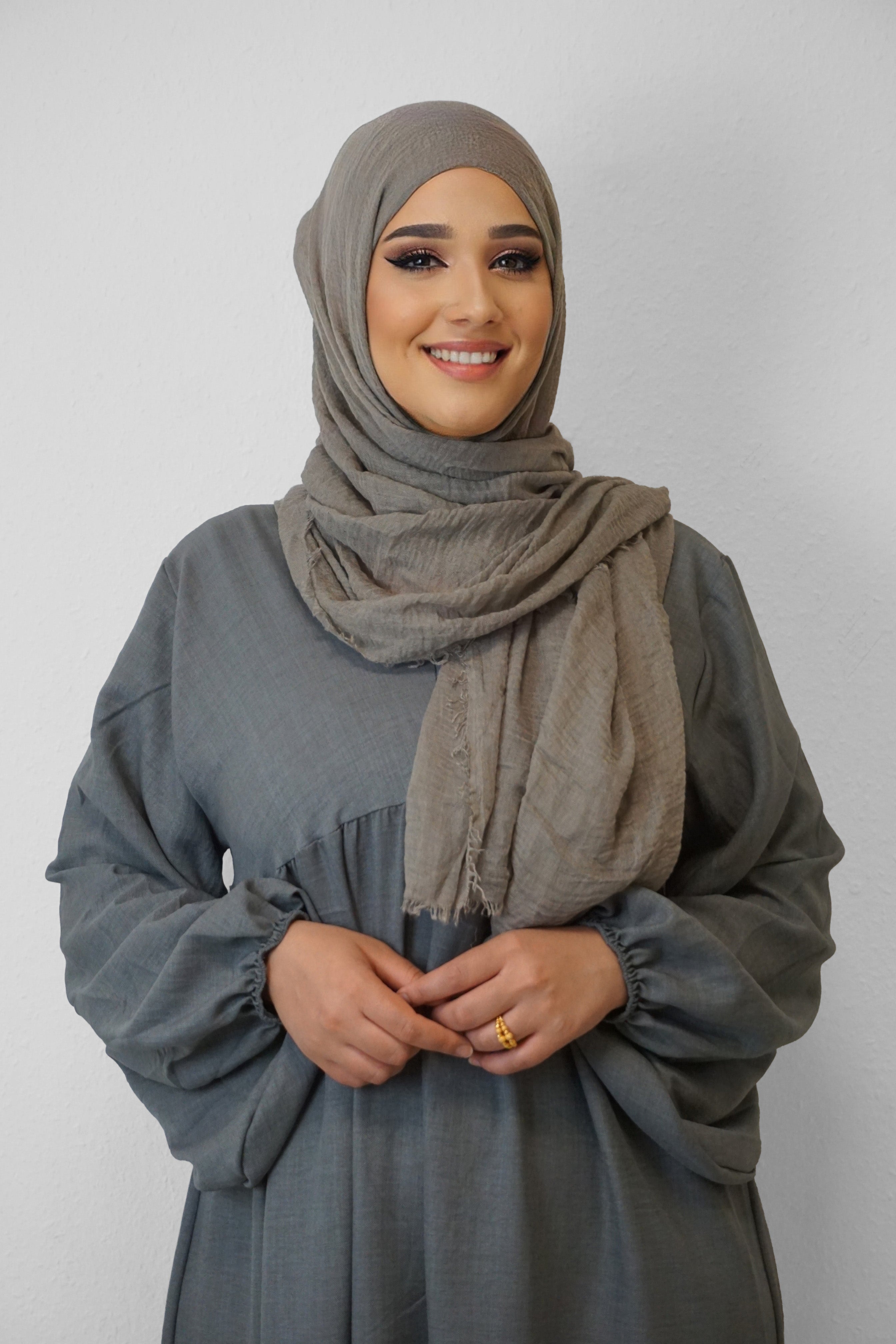 Daily Hijab Dalia Dark-Taupe