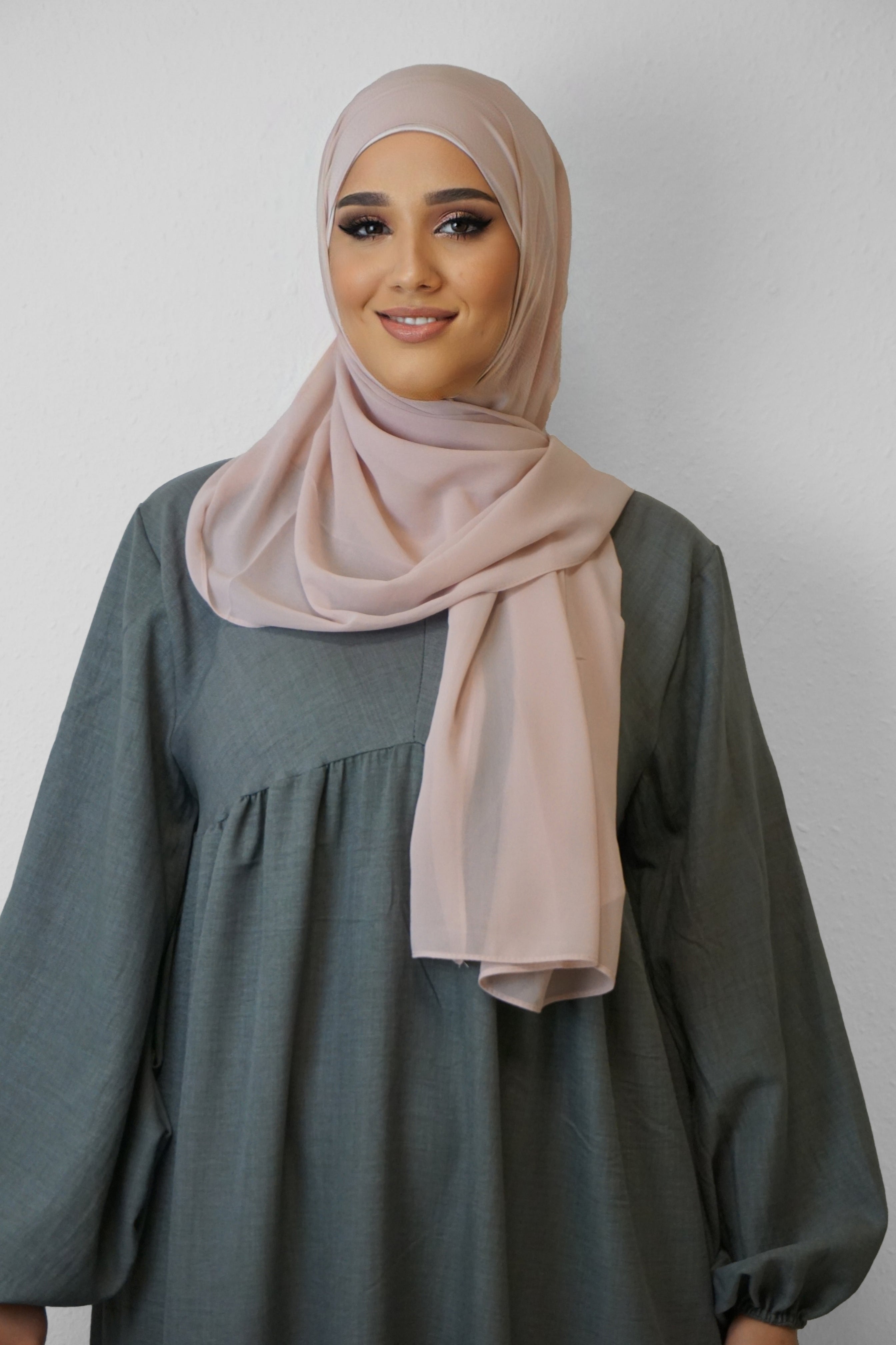 Chiffon Hijab Maira Hellrosa